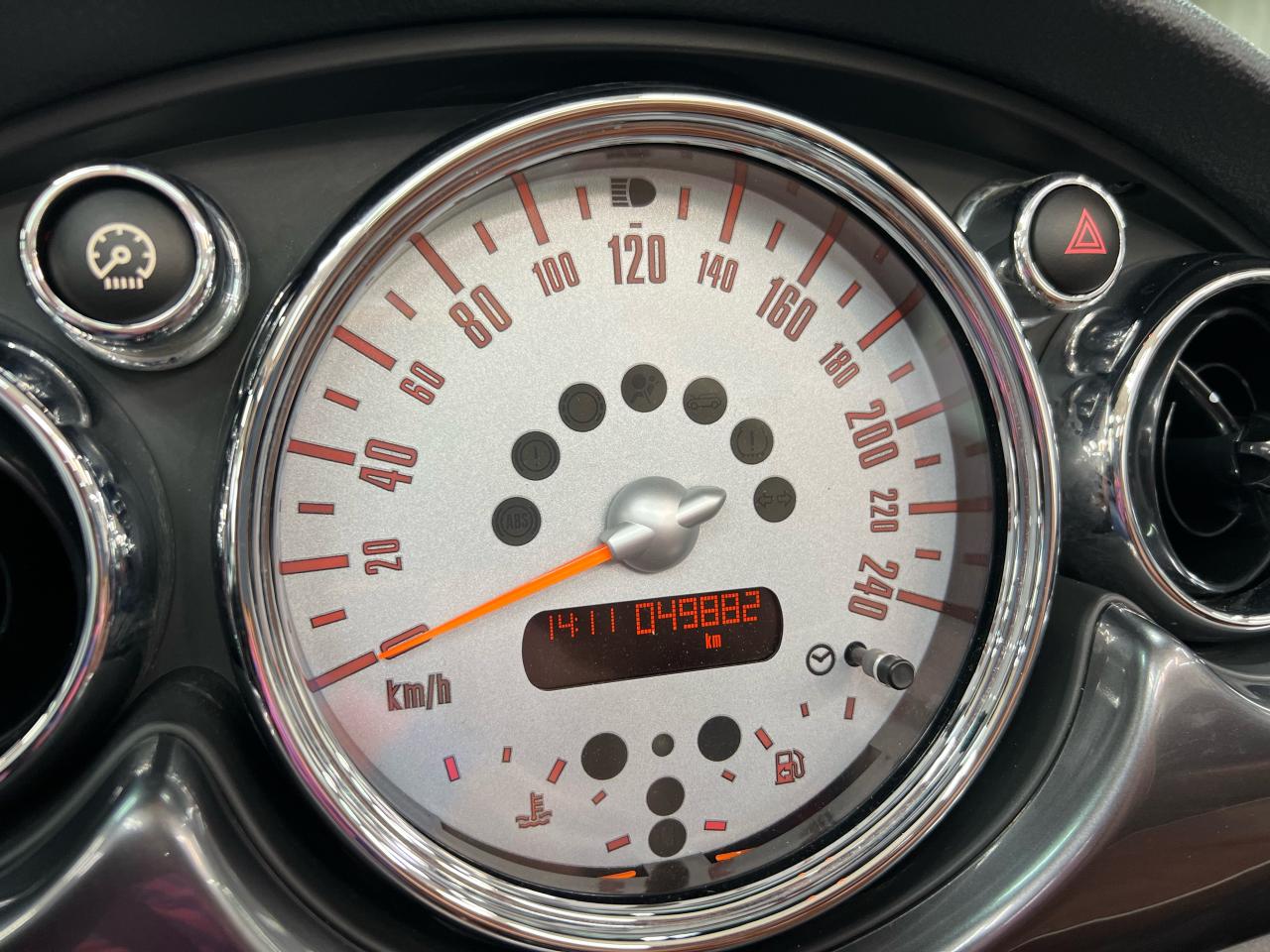 1753824384