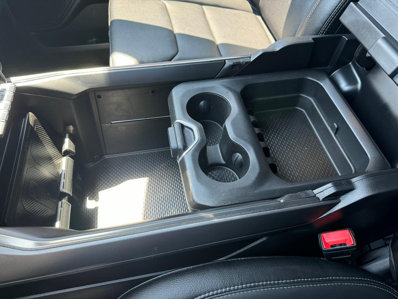 2023 RAM 1500 SPORT 4X4 CREW CAB 5'7" BOX Photo