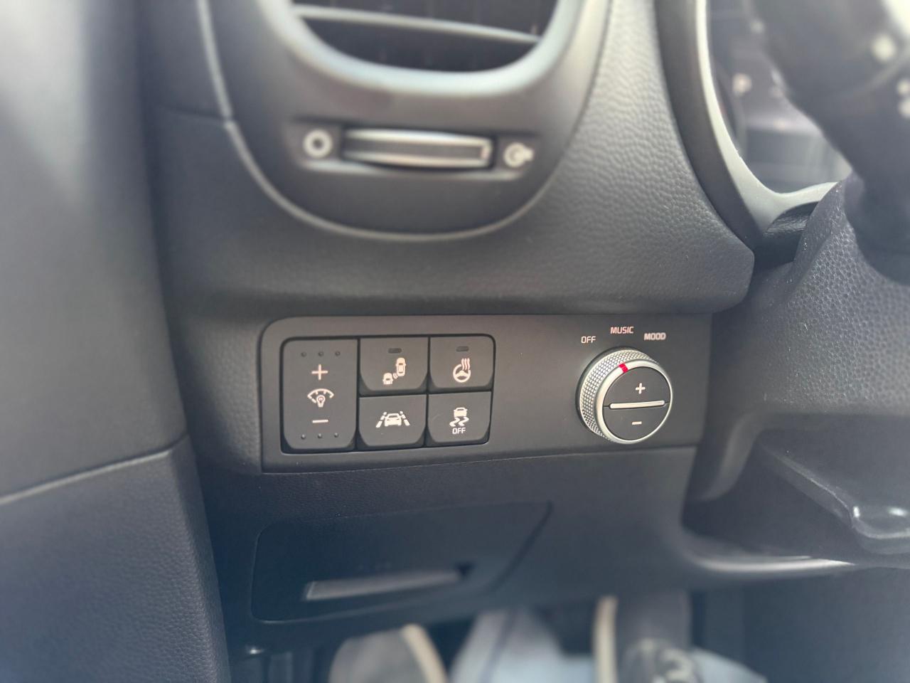 2018 Kia Soul EX+ Tech - Photo #9