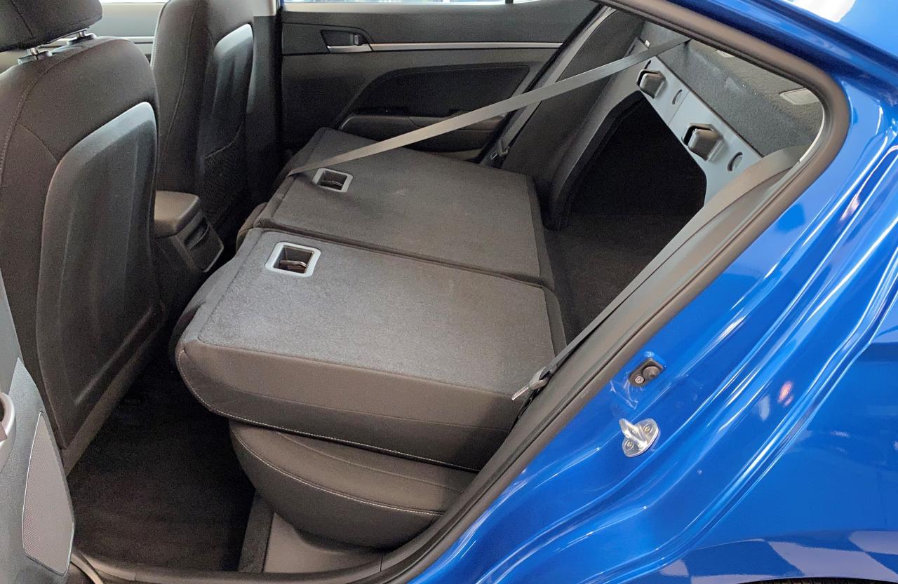 2018 Hyundai Elantra GL+Camera+Blind Spot+Heated Seats+Steering+Carplay Photo24