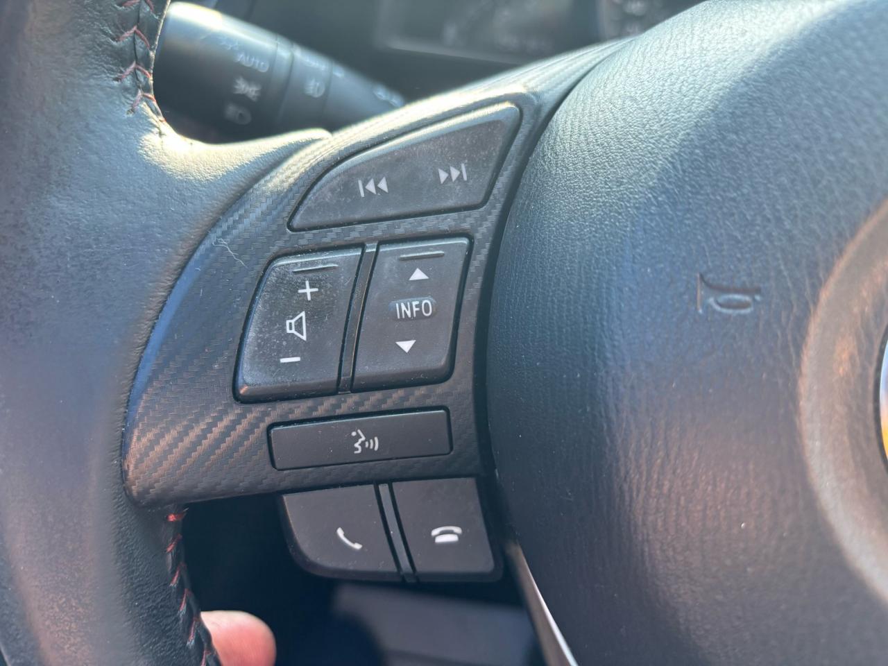 2015 Mazda MAZDA3 GS, Sunroof, Alloys, Automatic, Back-Up-Camera