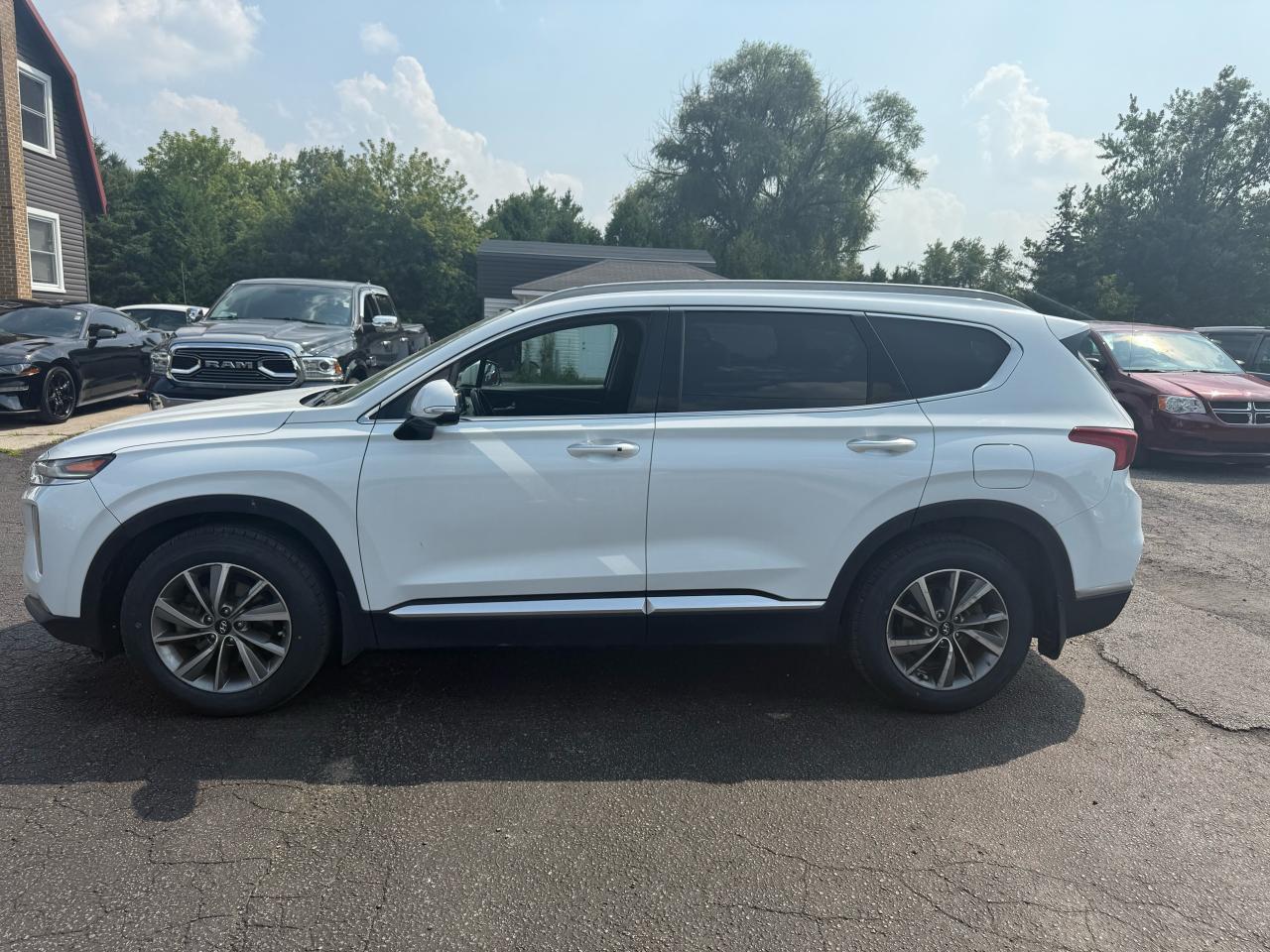 2019 Hyundai Santa Fe Luxury Photo29