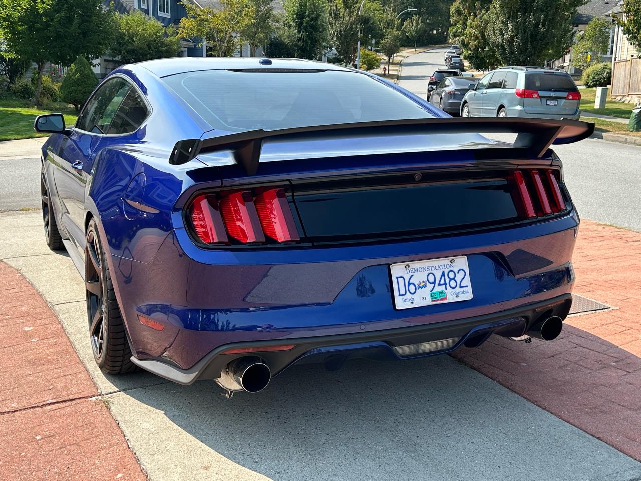 2016 Ford Mustang EcoBoost Premium - Photo #3