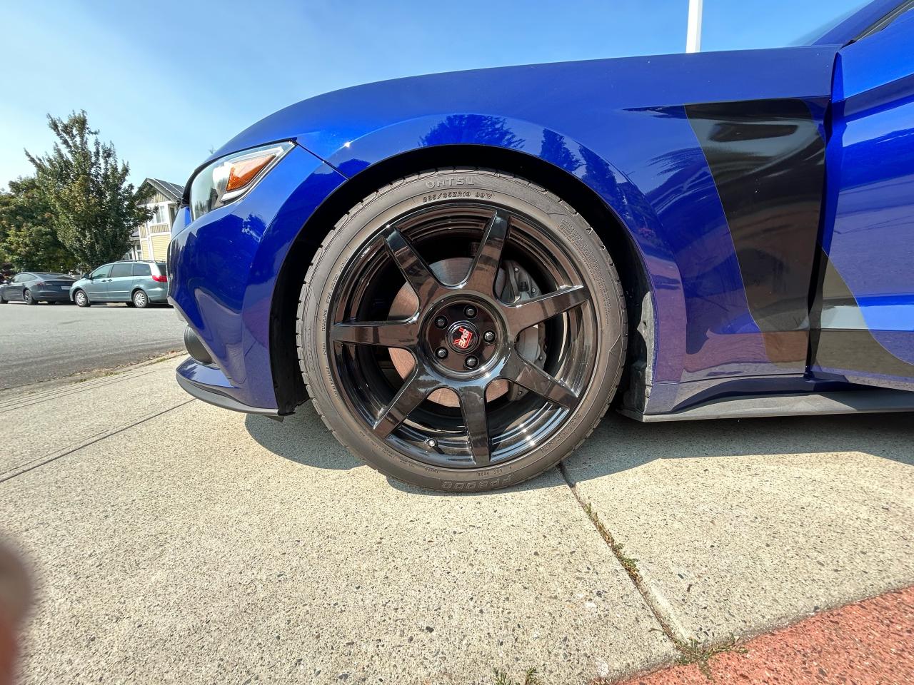 2016 Ford Mustang EcoBoost Premium - Photo #10