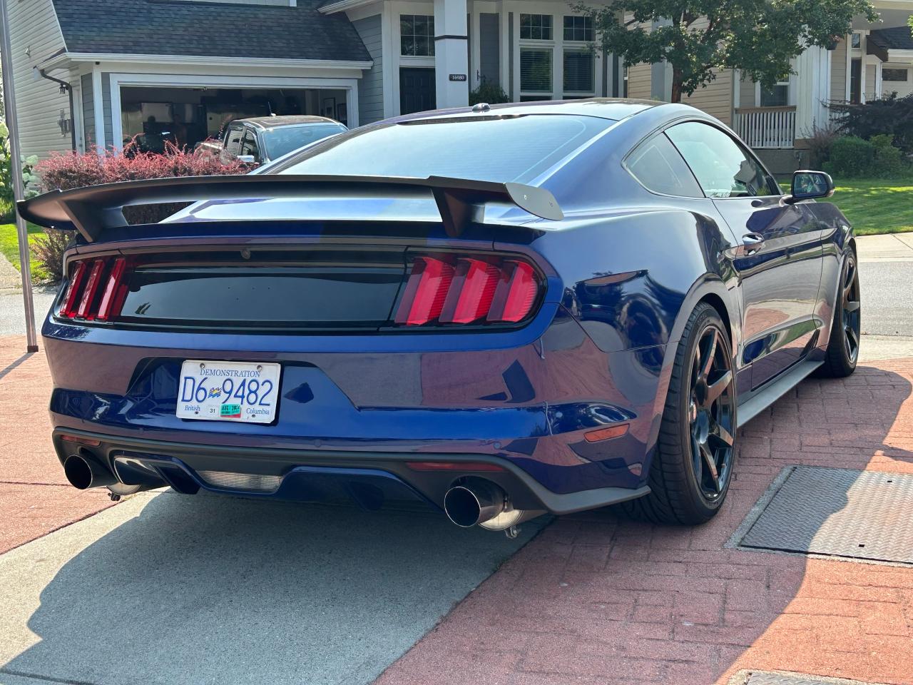 2016 Ford Mustang EcoBoost Premium - Photo #6