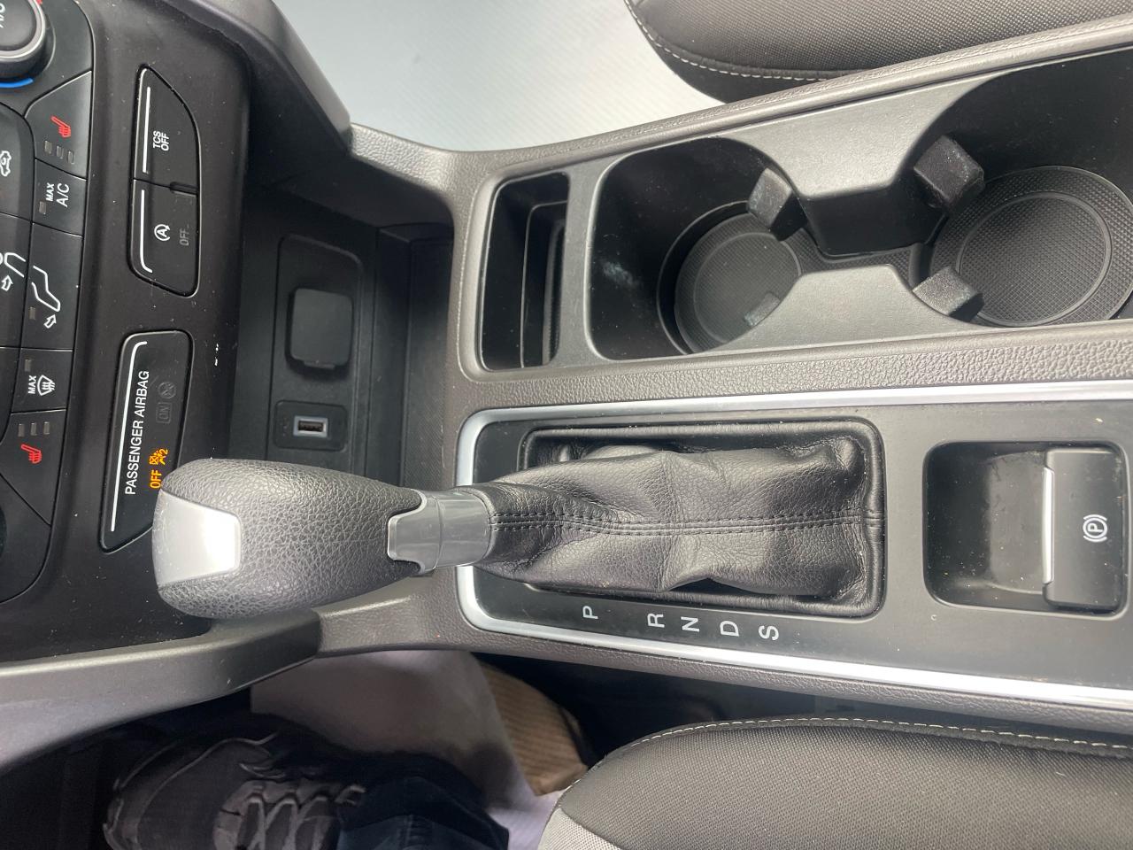 2017 Ford Escape SE - Photo #16