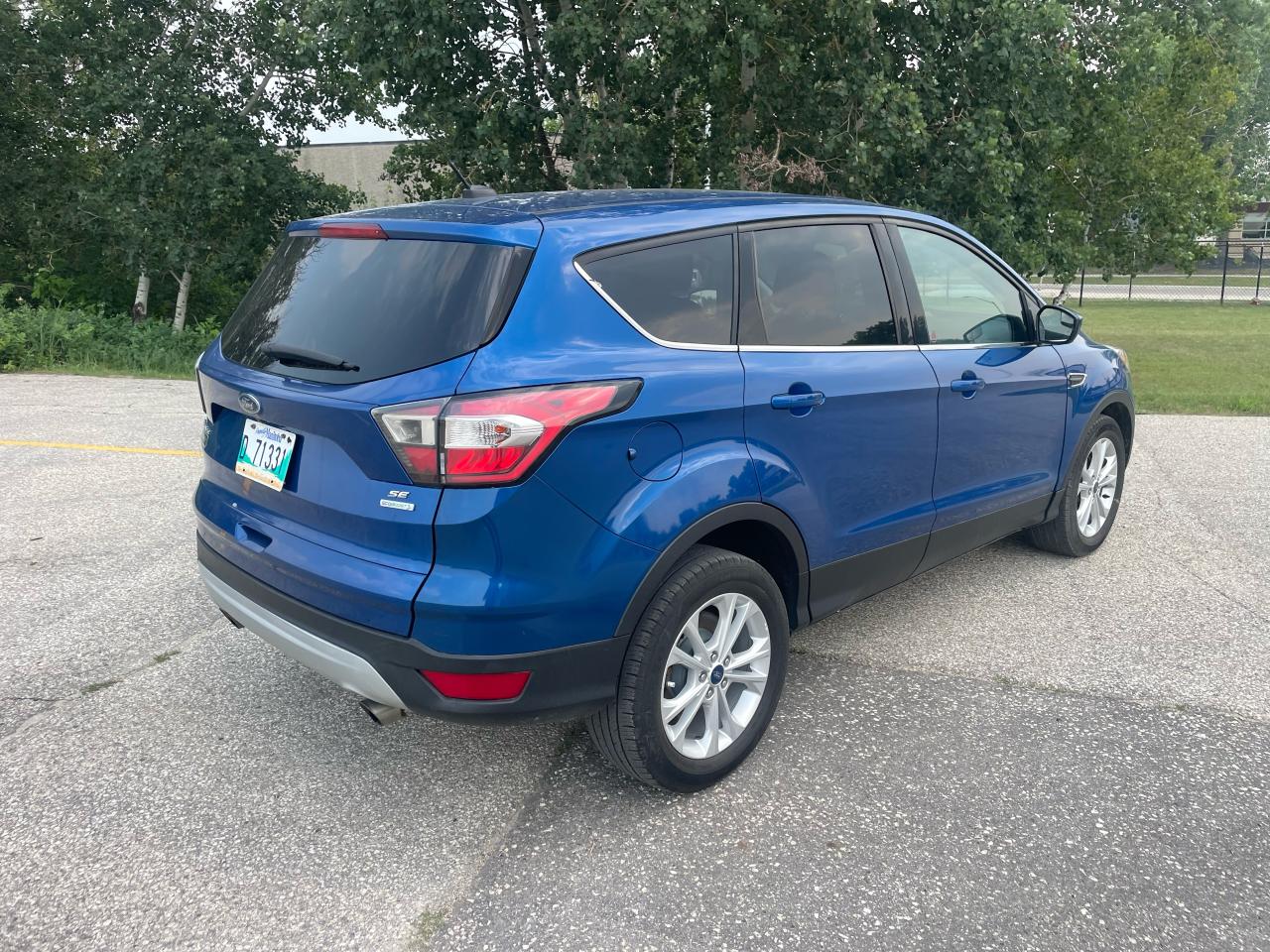 2017 Ford Escape SE - Photo #5