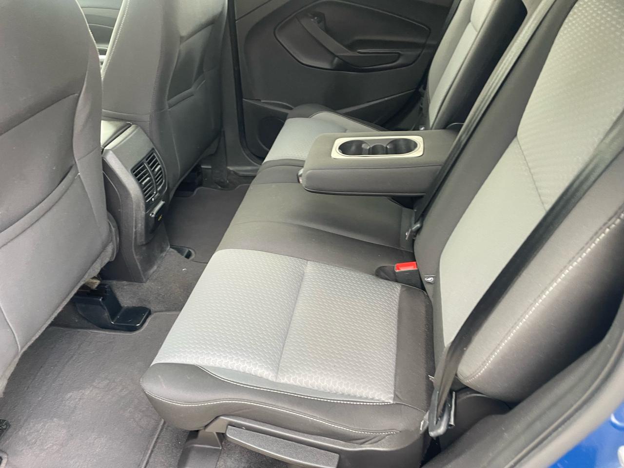 2017 Ford Escape SE - Photo #11