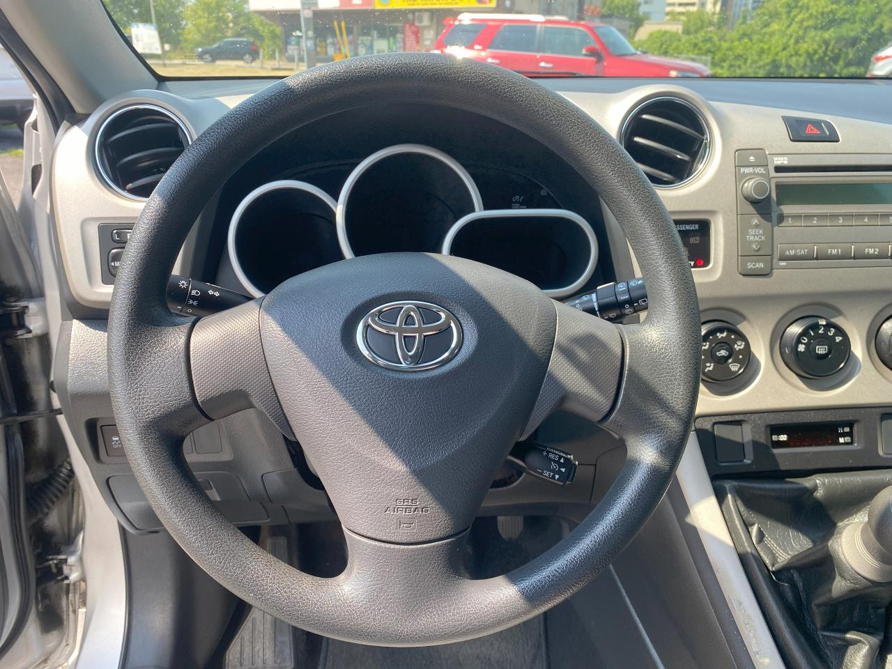 2010 Toyota Matrix No Accident/XR/5 Speed Manual/Gas Saver - Photo #15