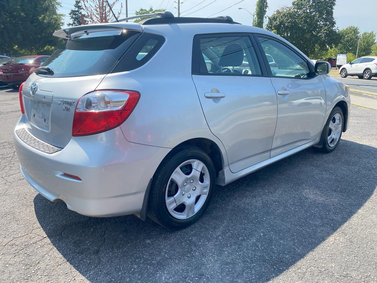 2010 Toyota Matrix No Accident/XR/5 Speed Manual/Gas Saver - Photo #6
