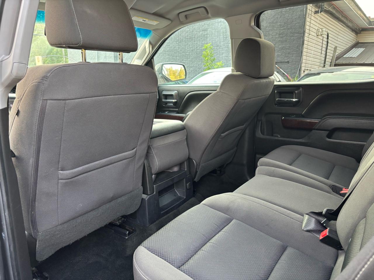 2018 GMC Sierra 1500 SLE - Photo #15