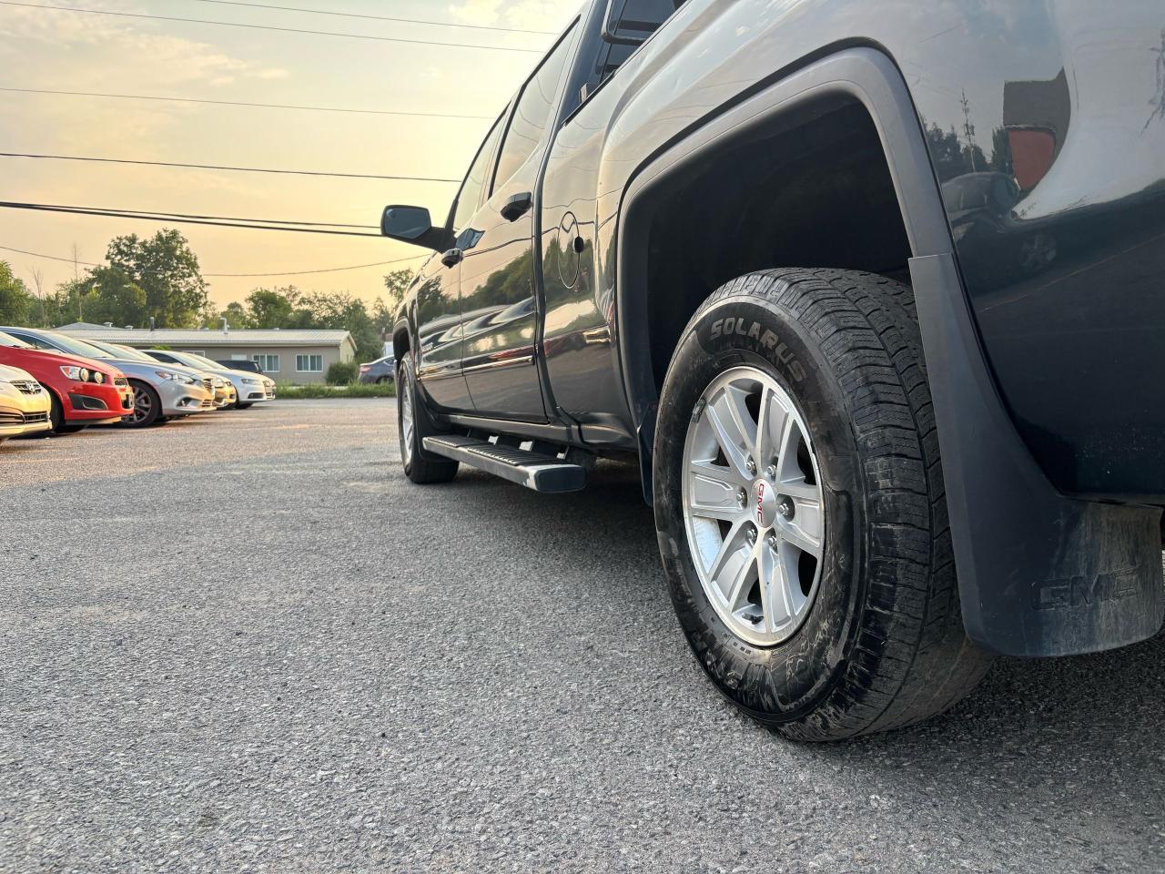 2018 GMC Sierra 1500 SLE Photo4