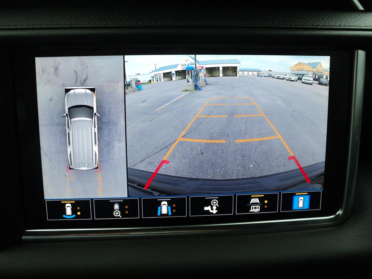 2021 GMC Yukon XL Denali 4WD 6.2L8cyl RoofNavLeatherHeatedCoolSeats - Photo #26