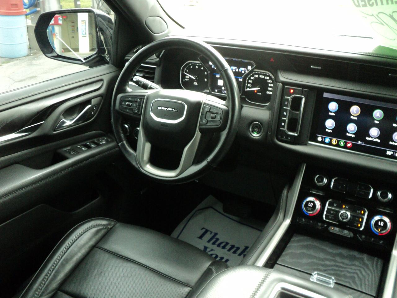 2021 GMC Yukon XL Denali 4WD 6.2L8cyl RoofNavLeatherHeatedCoolSeats - Photo #17