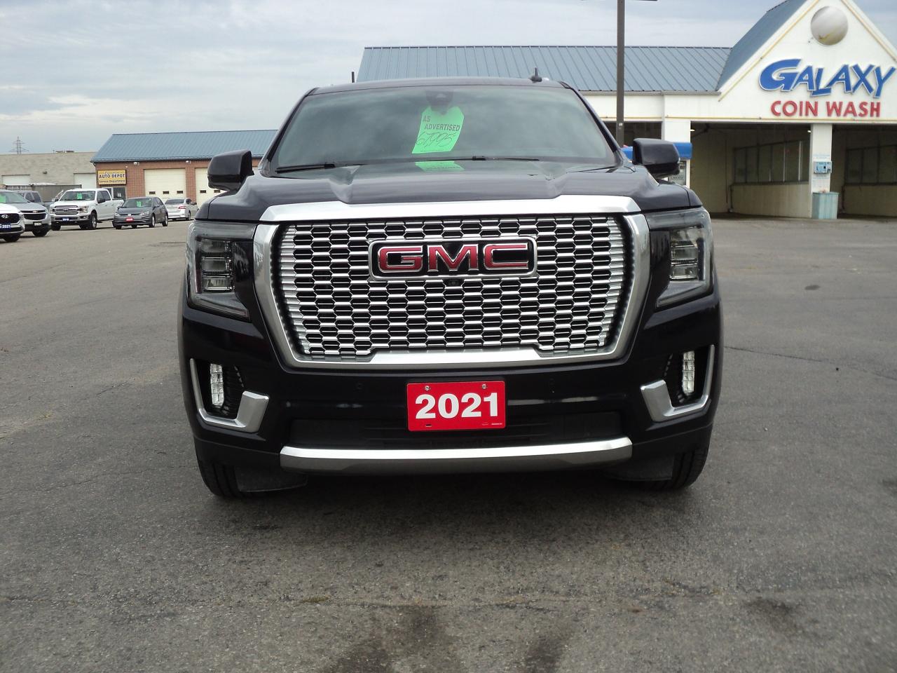 2021 GMC Yukon XL Denali 4WD 6.2L8cyl RoofNavLeatherHeatedCoolSeats - Photo #3