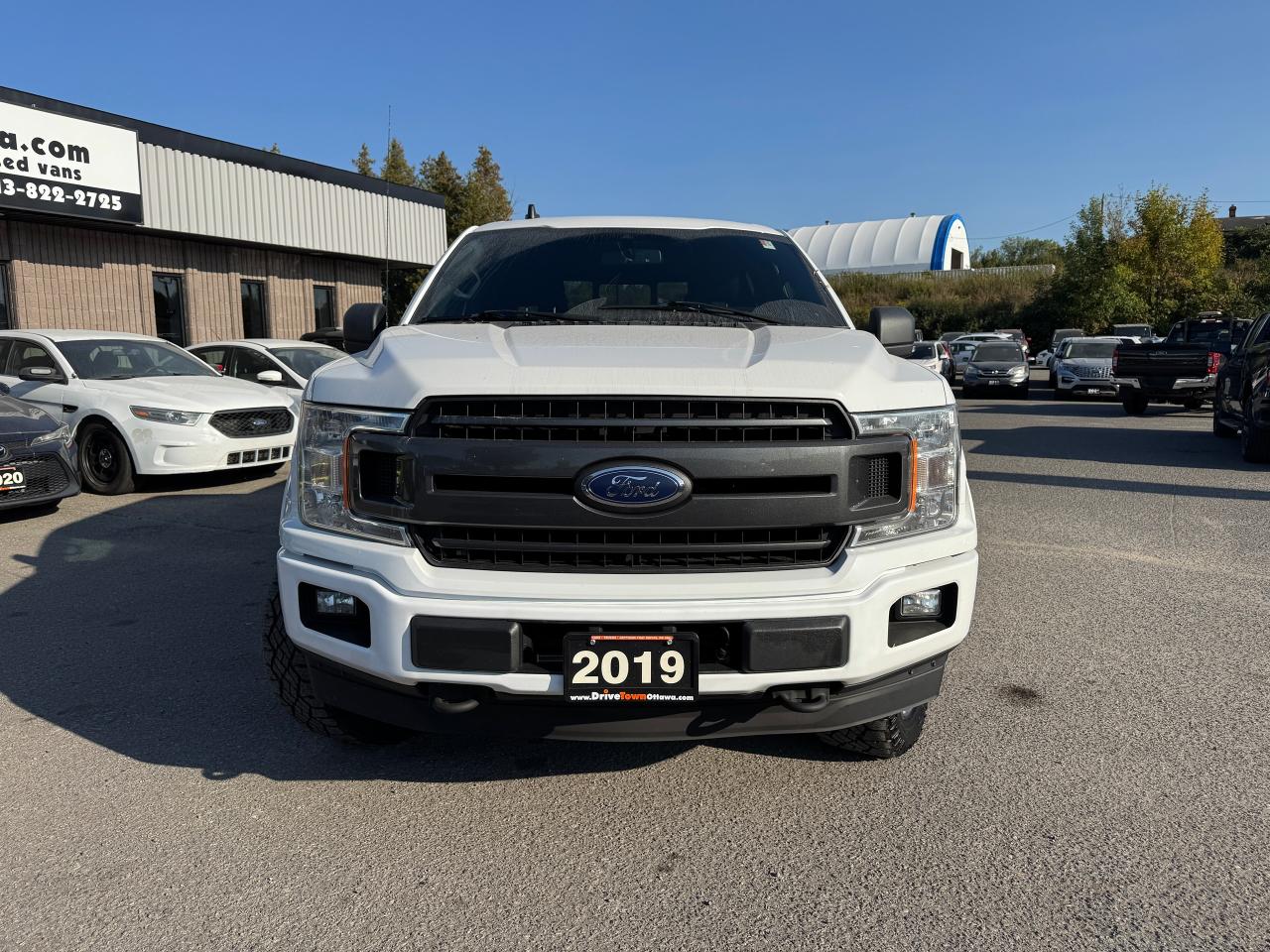 2019 Ford F-150 XLT - Photo #2