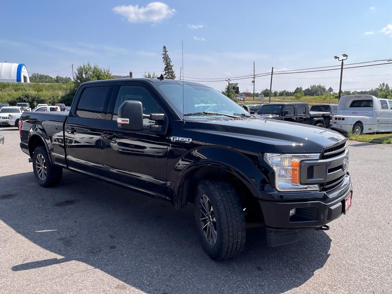 2018 Ford F-150 XLT Photo2