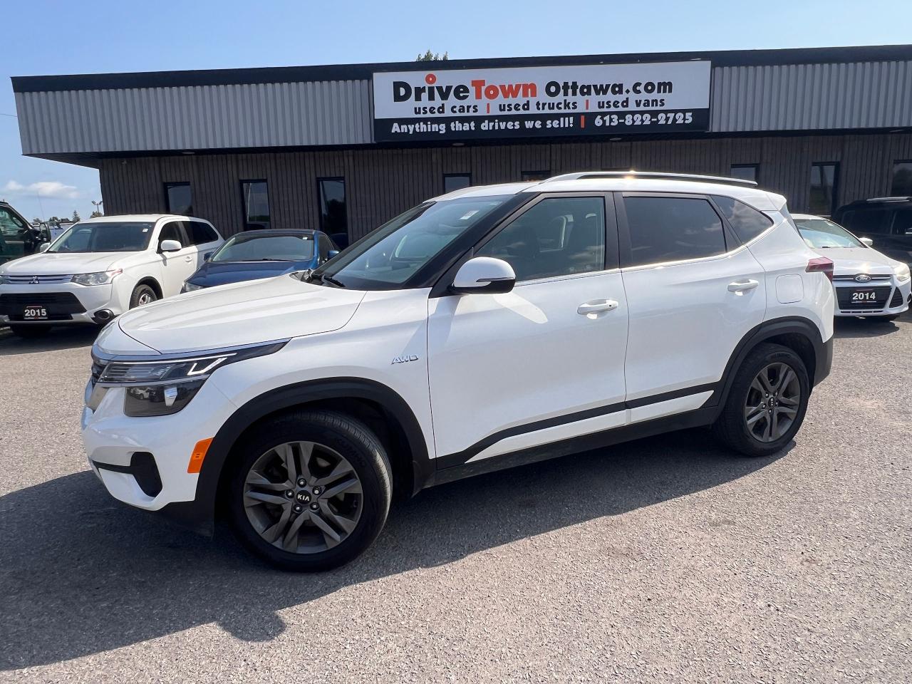2021 Kia Seltos EX - Photo #2