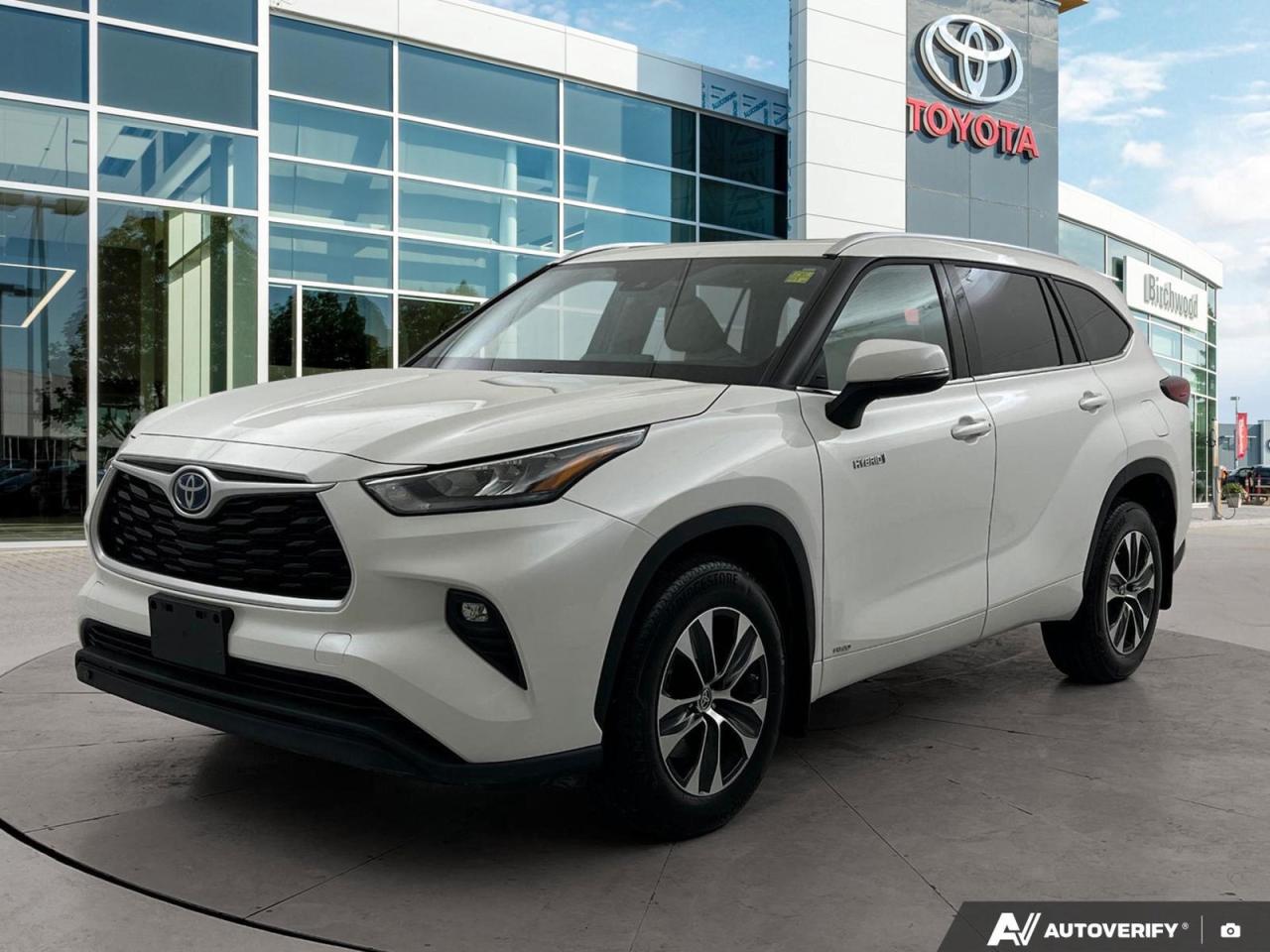 Used 2021 Toyota Highlander Hybrid XLE | CPO | Low KM | CarPlay | Moonroof | for sale in Winnipeg, MB