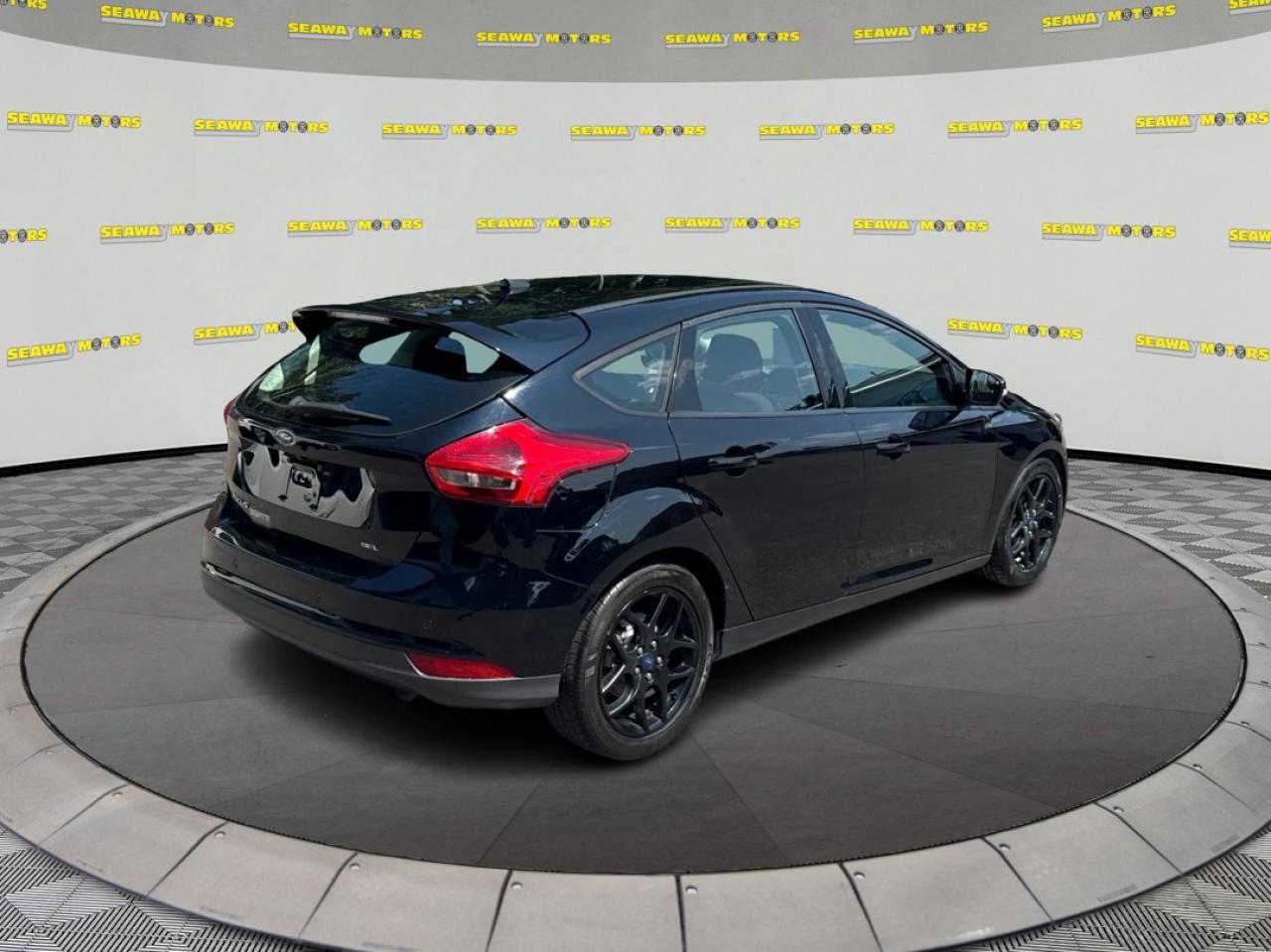 2018 Ford Focus SEL - Photo #3