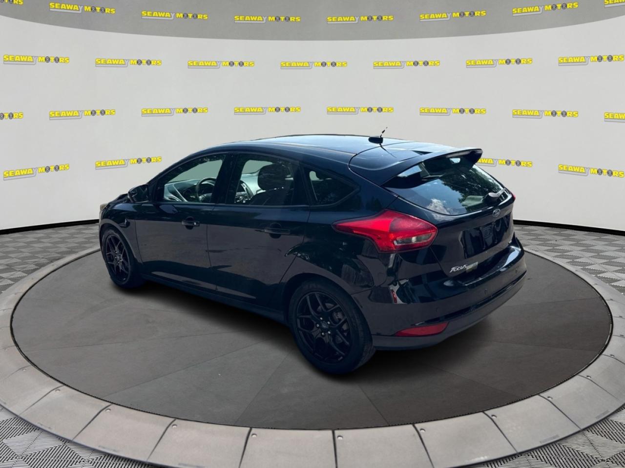 2018 Ford Focus SEL - Photo #5