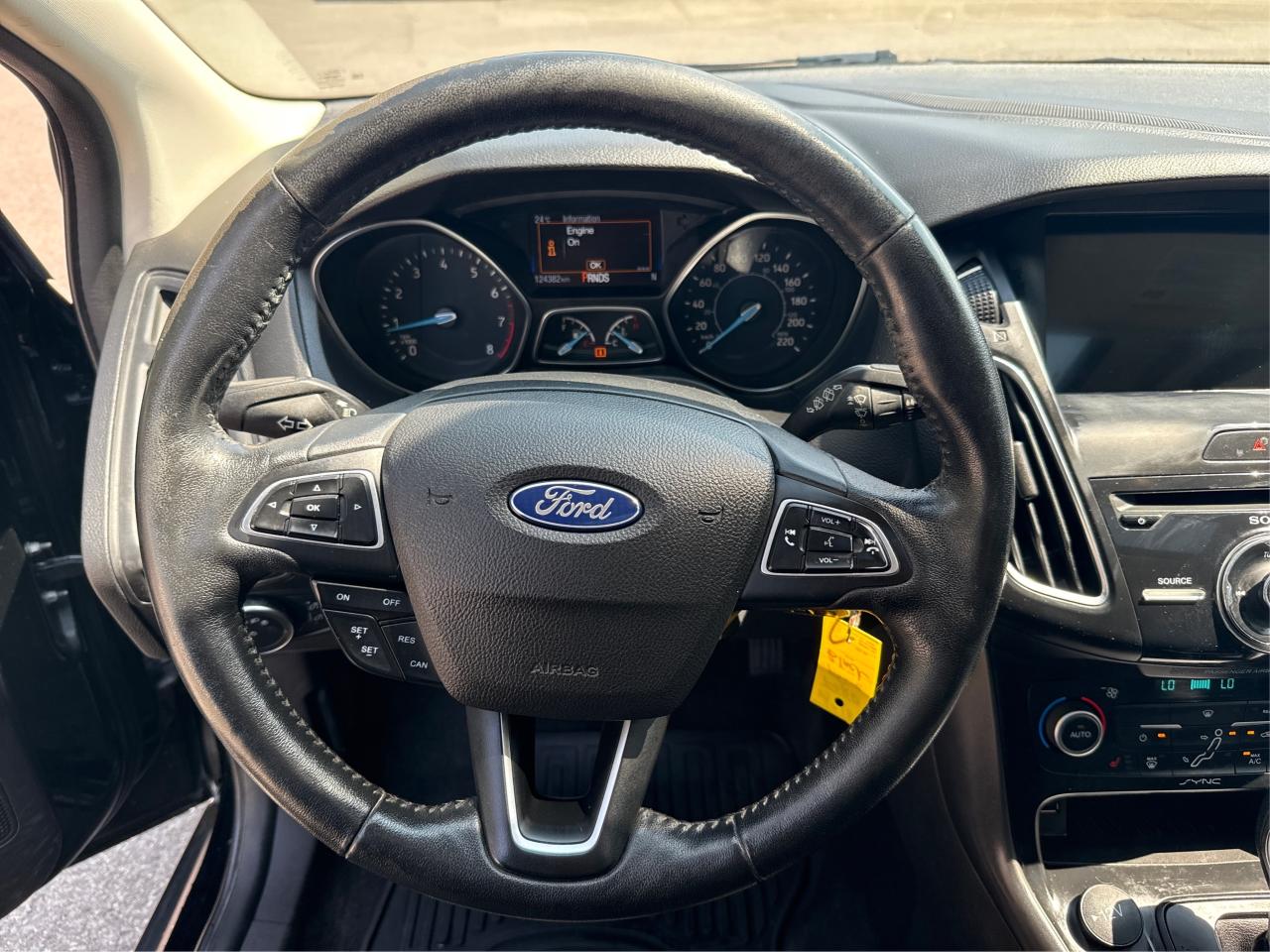 2018 Ford Focus SEL - Photo #12