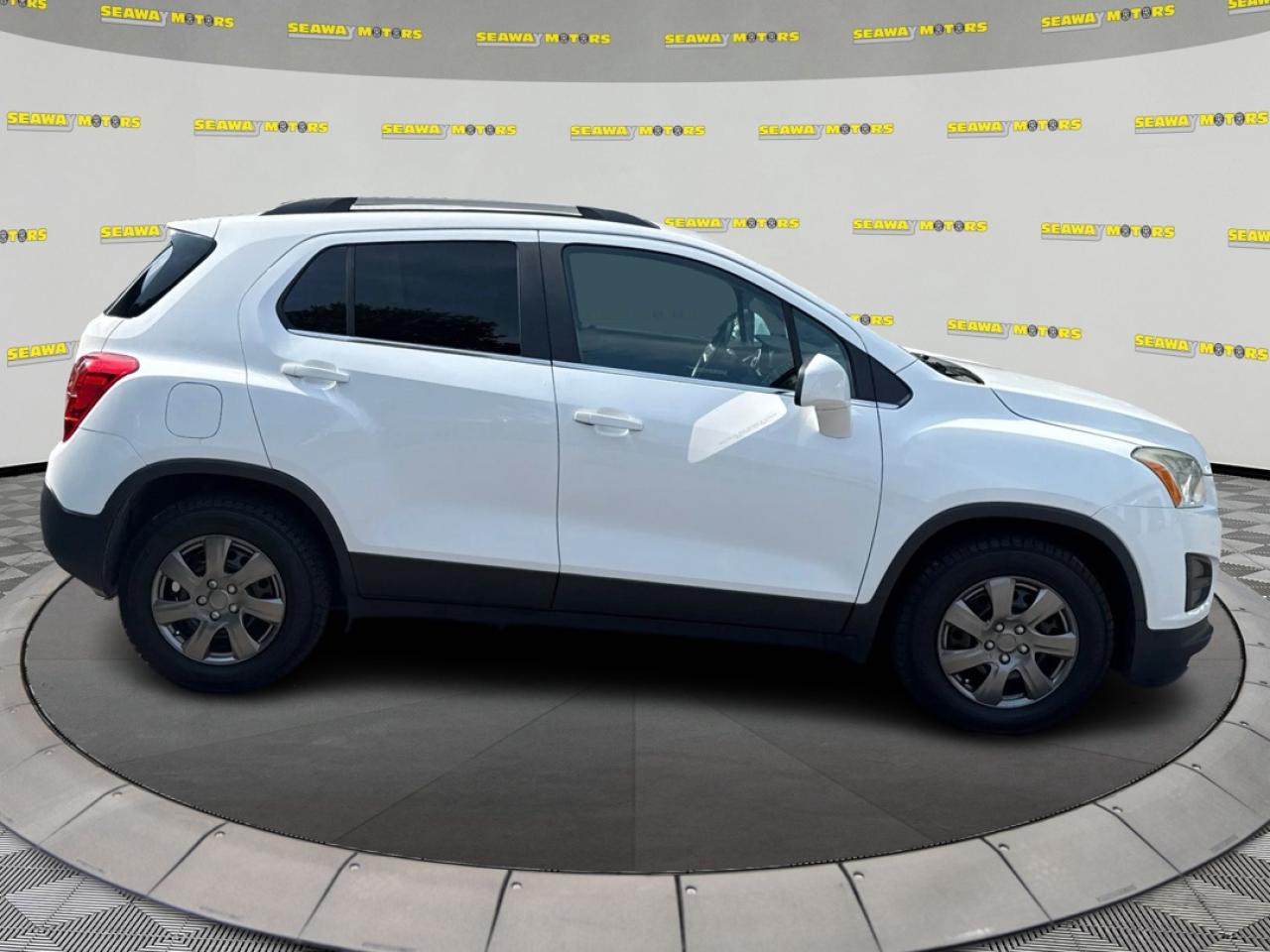 2015 Chevrolet Trax 1LT - Photo #2