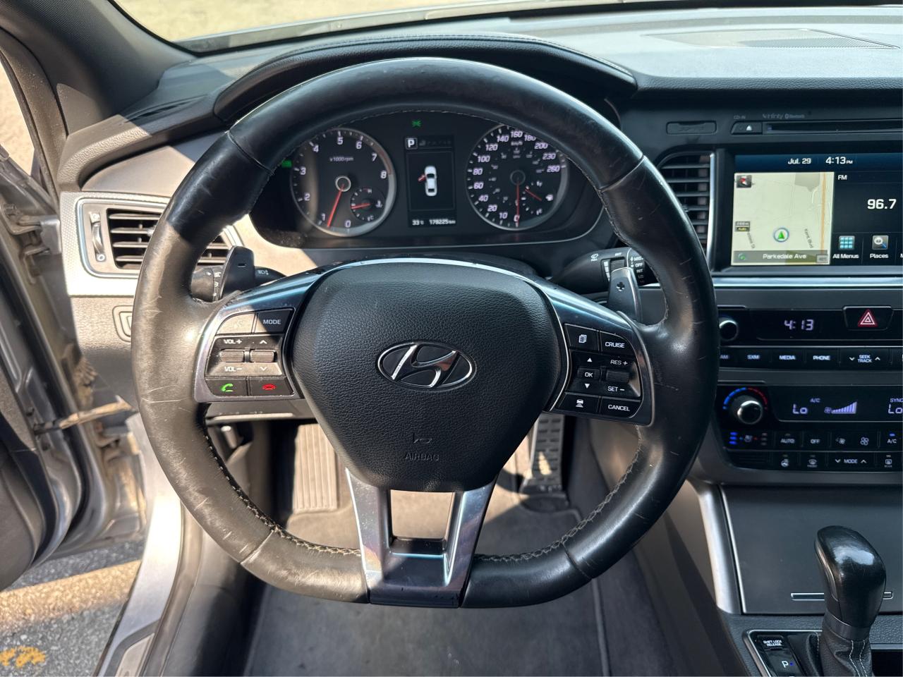 2016 Hyundai Sonata Sport / Sport w/ Premium Pkg, Sport w/ Tech Pkg / Limited / Limited w/Tech Pkg / Limited w/Ultimate Pkg / Sport 2.0T / Limited 2.0T - Photo #14
