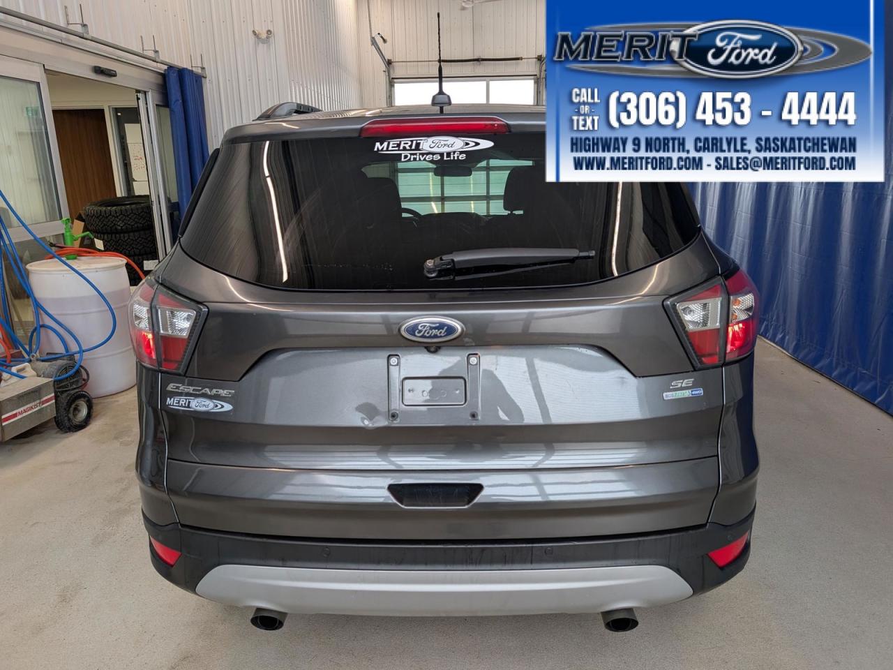 2017 Ford Escape SE - Moonroof, Heated Seats +MORE Photo5