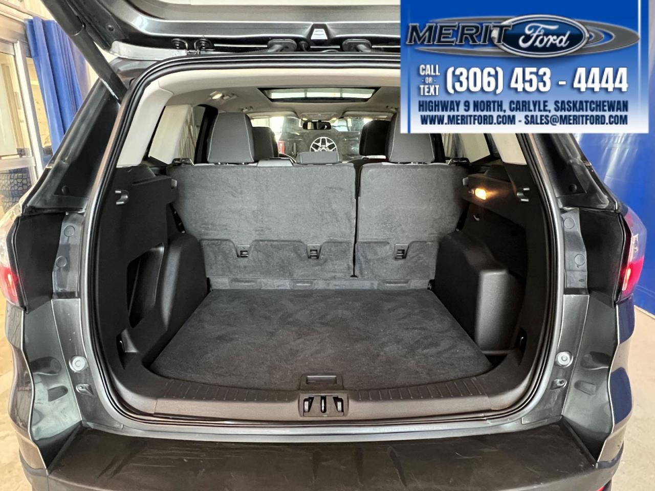 2017 Ford Escape SE Pre-Winter Clearance Sale Photo5