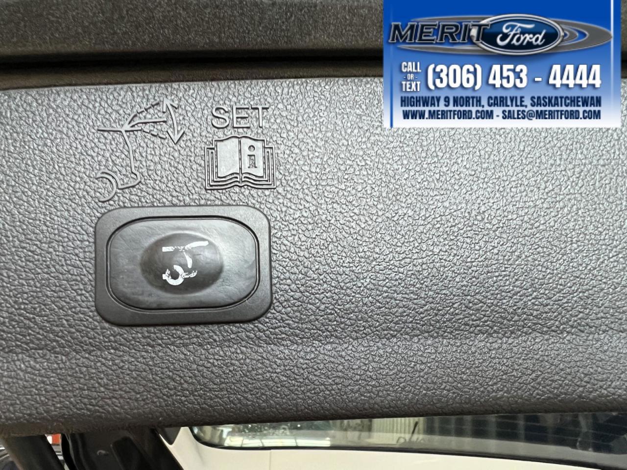 2017 Ford Escape SE Pre-Winter Clearance Sale Photo5