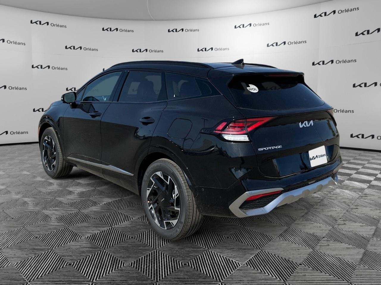 2025 Kia Sportage Plug-In Hybrid SX AWD w/Black Interior Photo