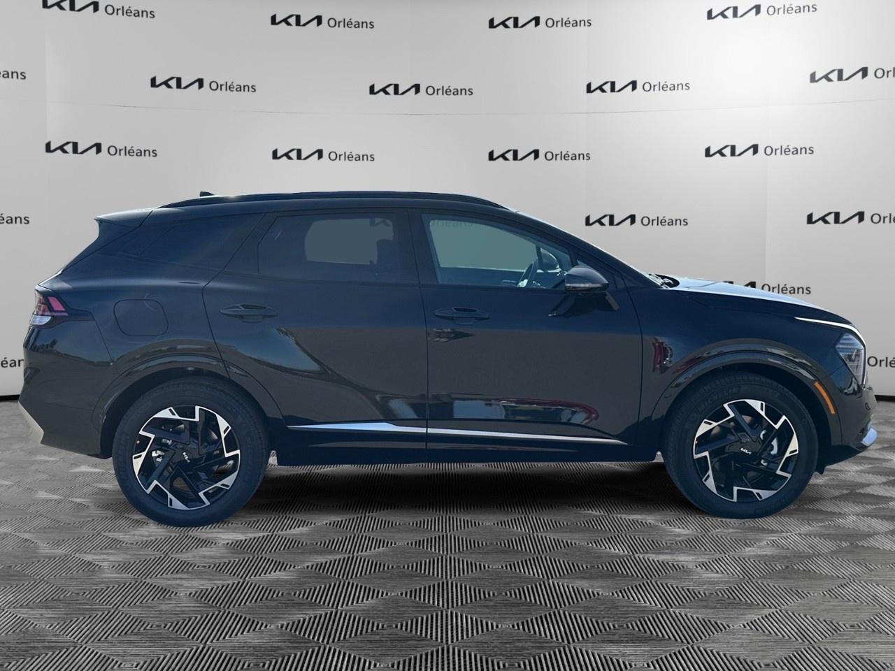 2025 Kia Sportage Plug-In Hybrid SX AWD w/Black Interior Photo