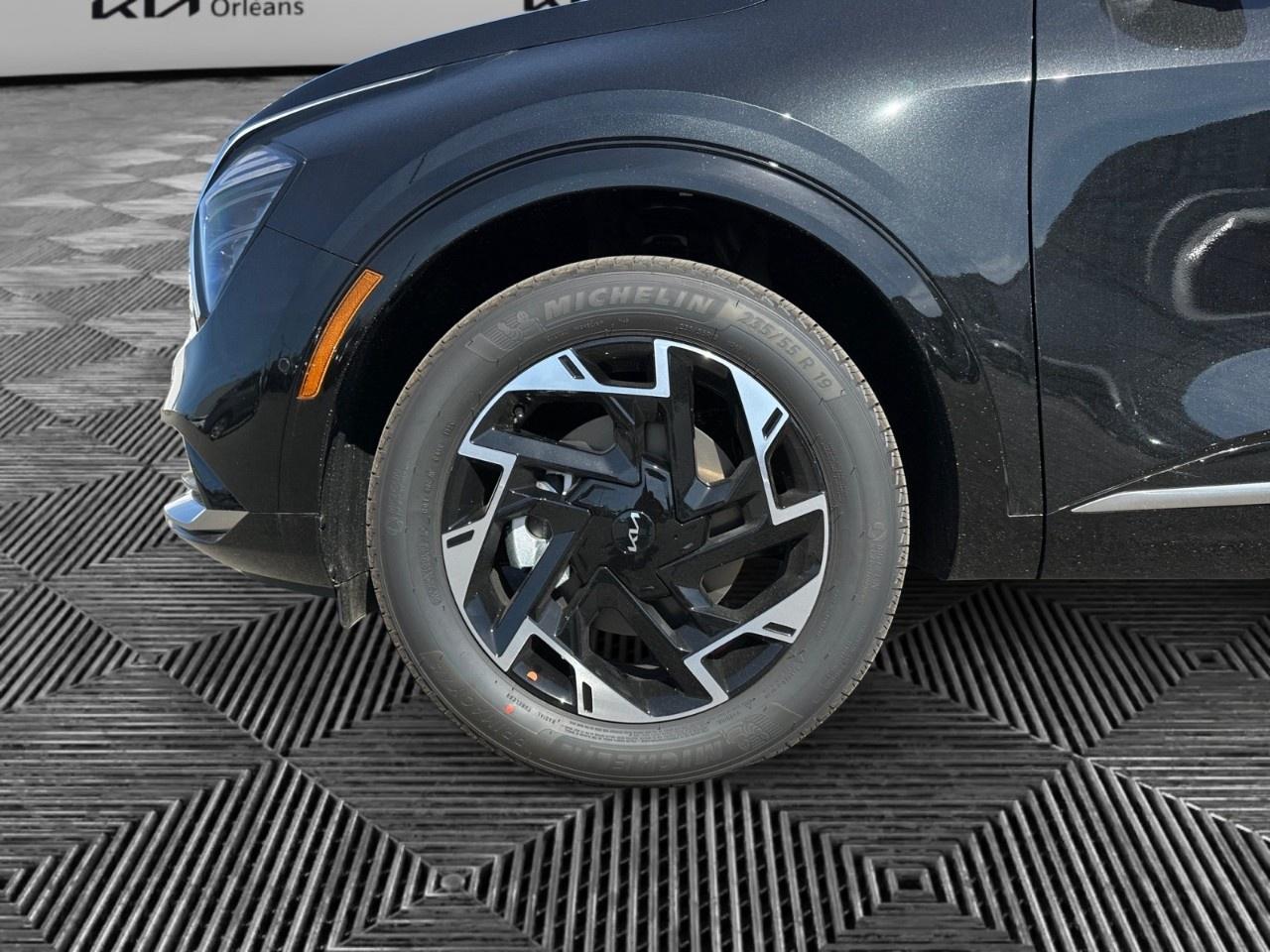 2025 Kia Sportage Plug-In Hybrid SX AWD w/Black Interior Photo