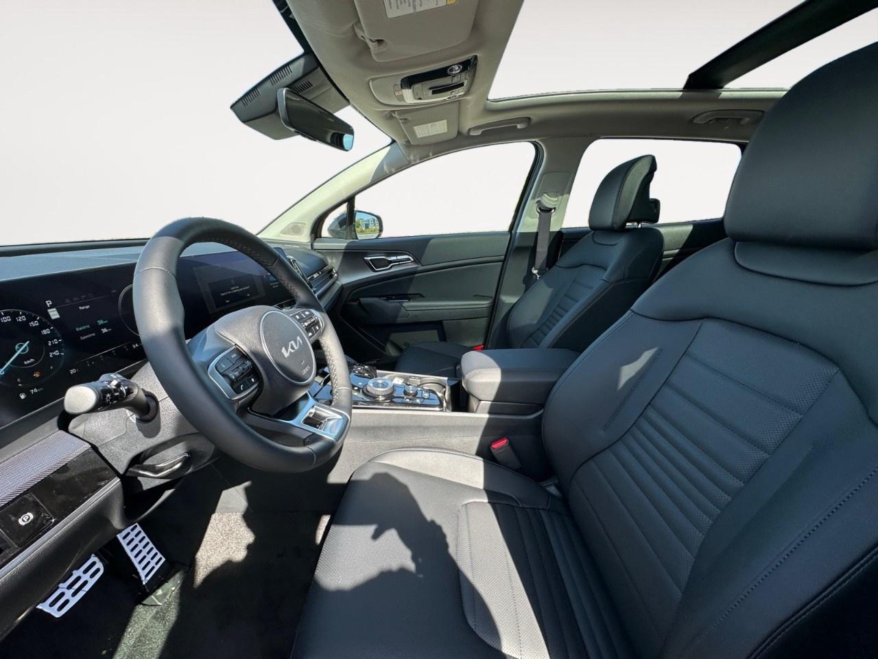 2025 Kia Sportage Plug-In Hybrid SX AWD w/Black Interior Photo