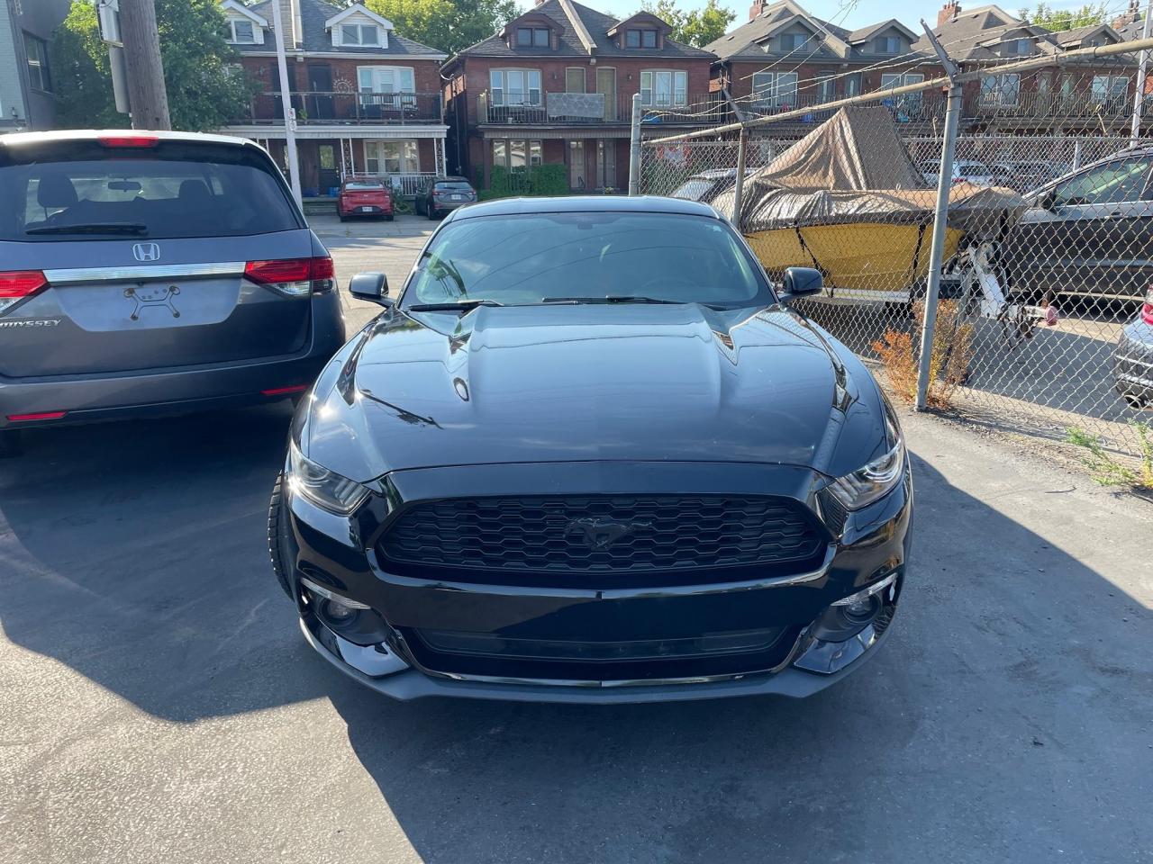 2017 Ford Mustang EcoBoost Premium *1 OWNER, NAV, BACKUP CAM* - Photo #2