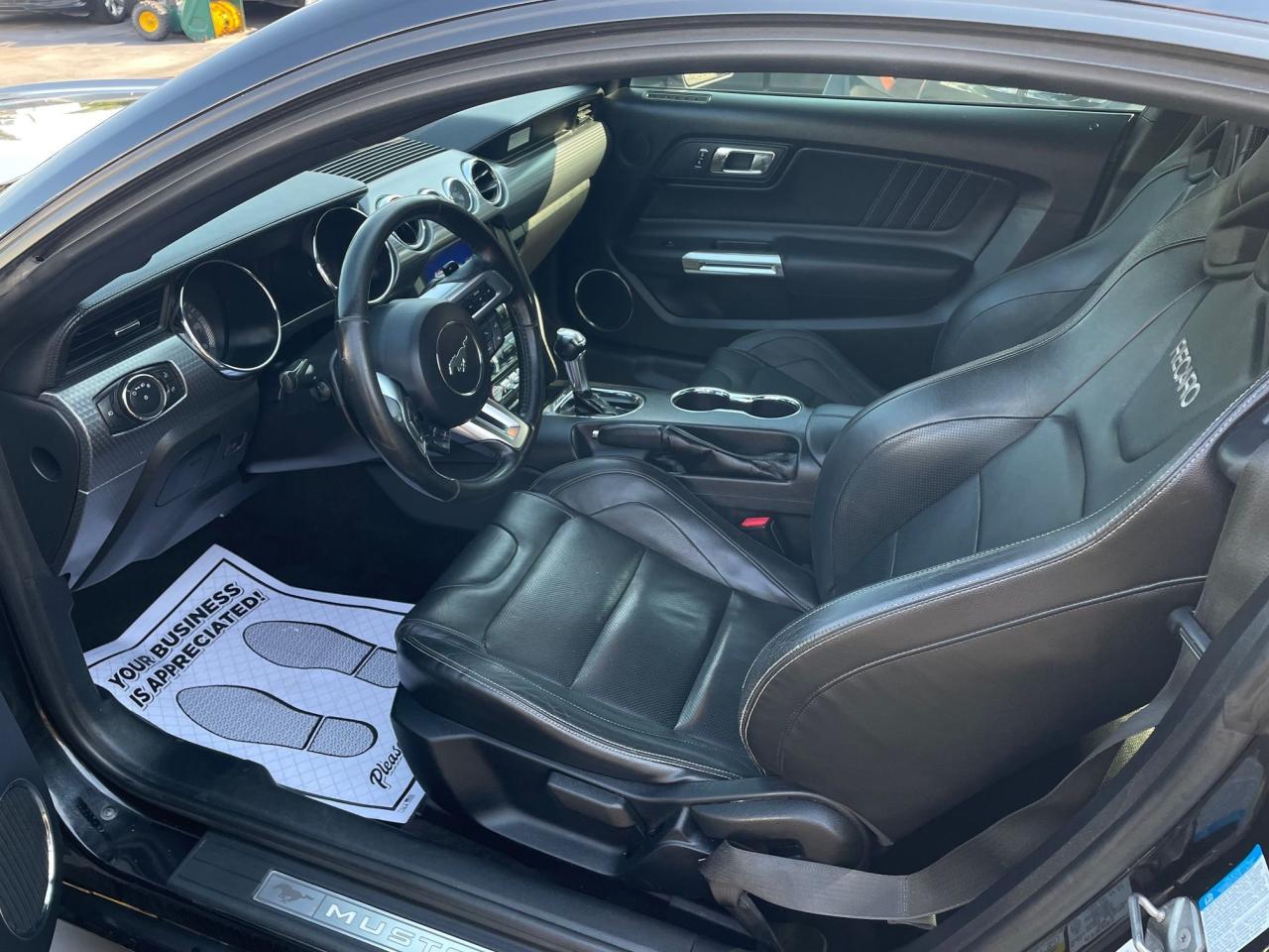 2017 Ford Mustang EcoBoost Premium *1 OWNER, NAV, BACKUP CAM* - Photo #9
