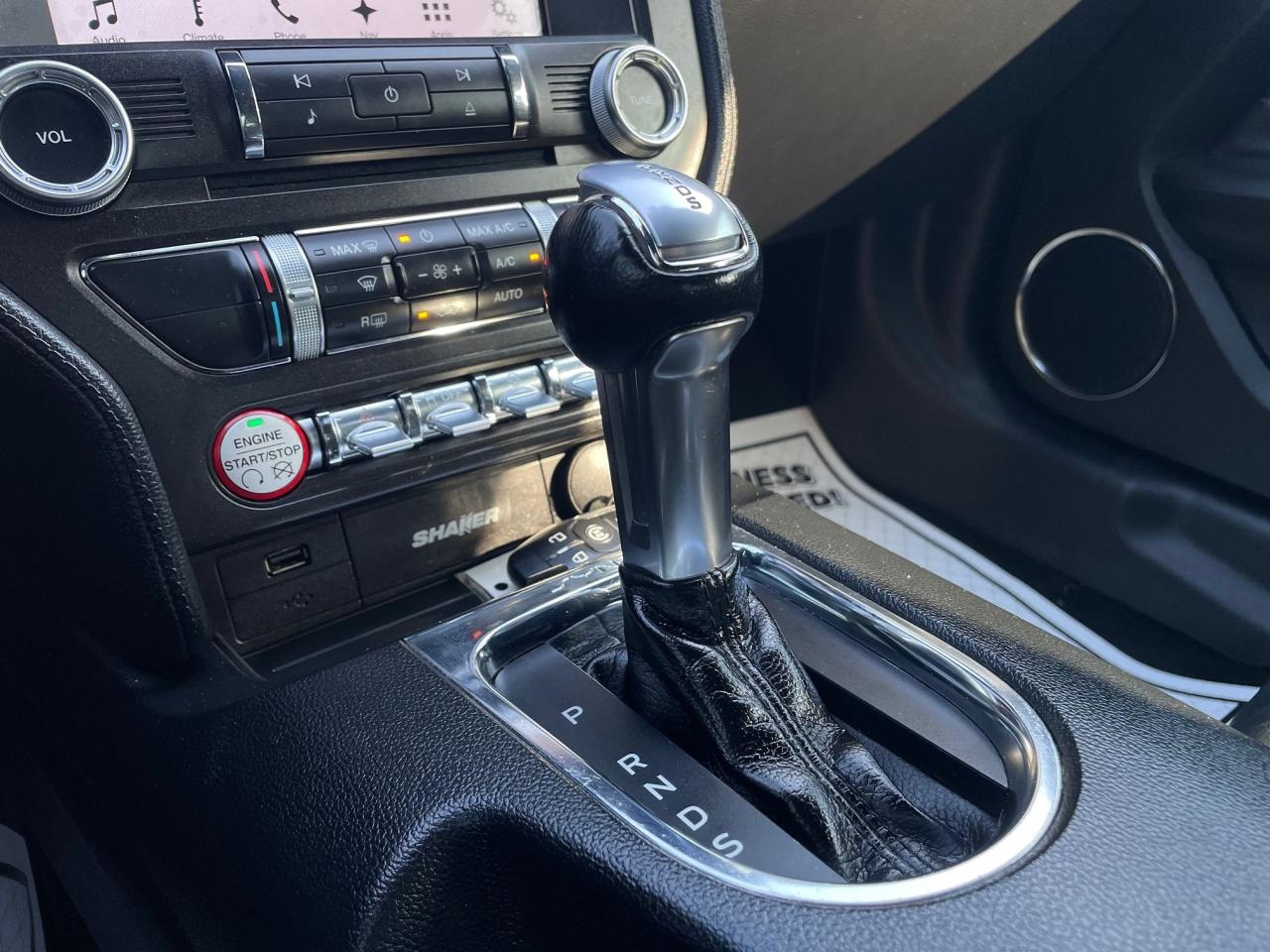 2017 Ford Mustang EcoBoost Premium *1 OWNER, NAV, BACKUP CAM* - Photo #19