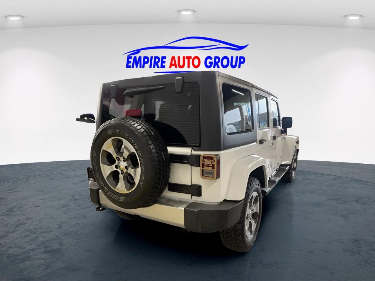 2016 Jeep Wrangler Unlimited Sahara Photo