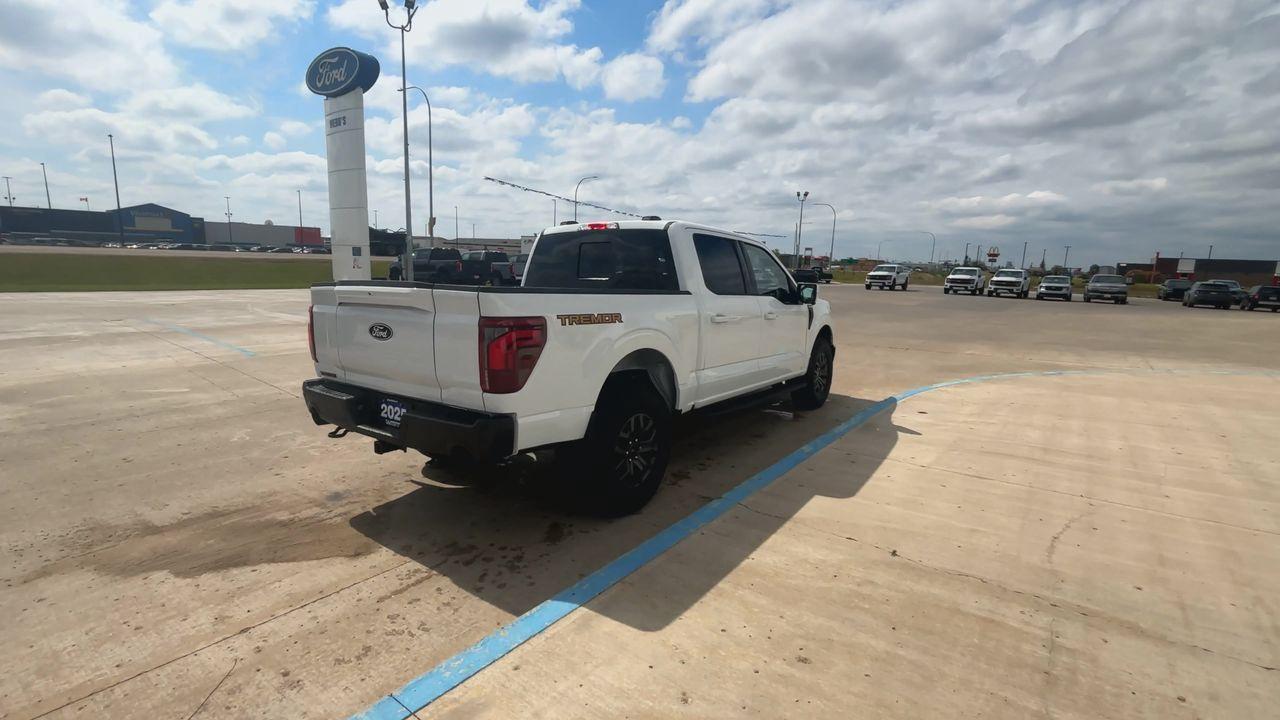 2025 Ford F-150 Tremor 4WD SuperCrew 5.5' Box Photo5