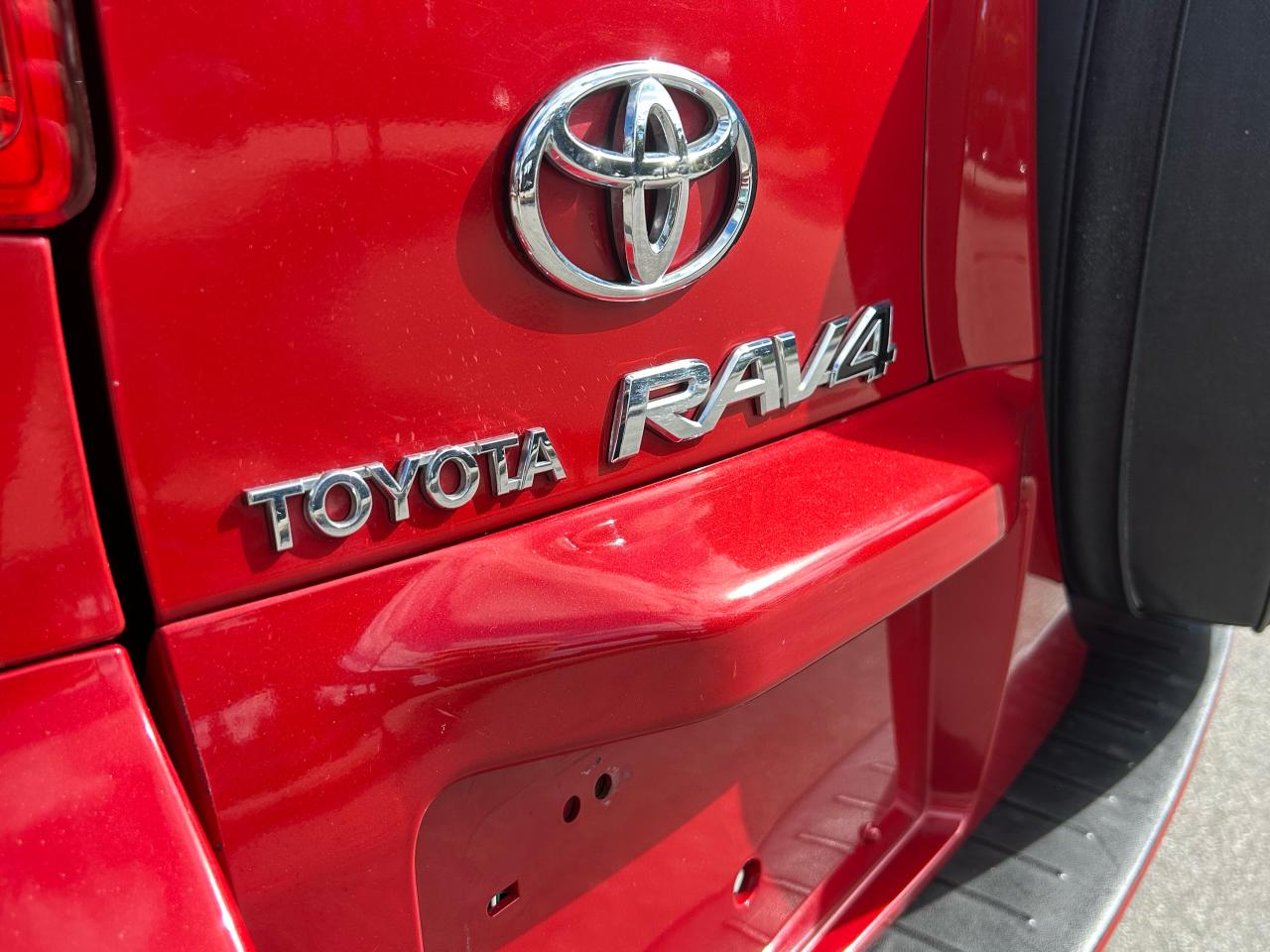 2008 Toyota RAV4 Sport - Photo #13