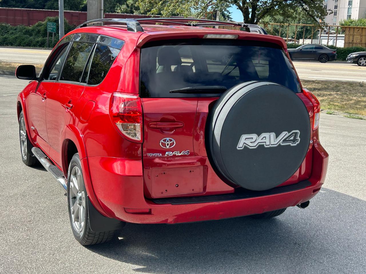 2008 Toyota RAV4 Sport - Photo #3