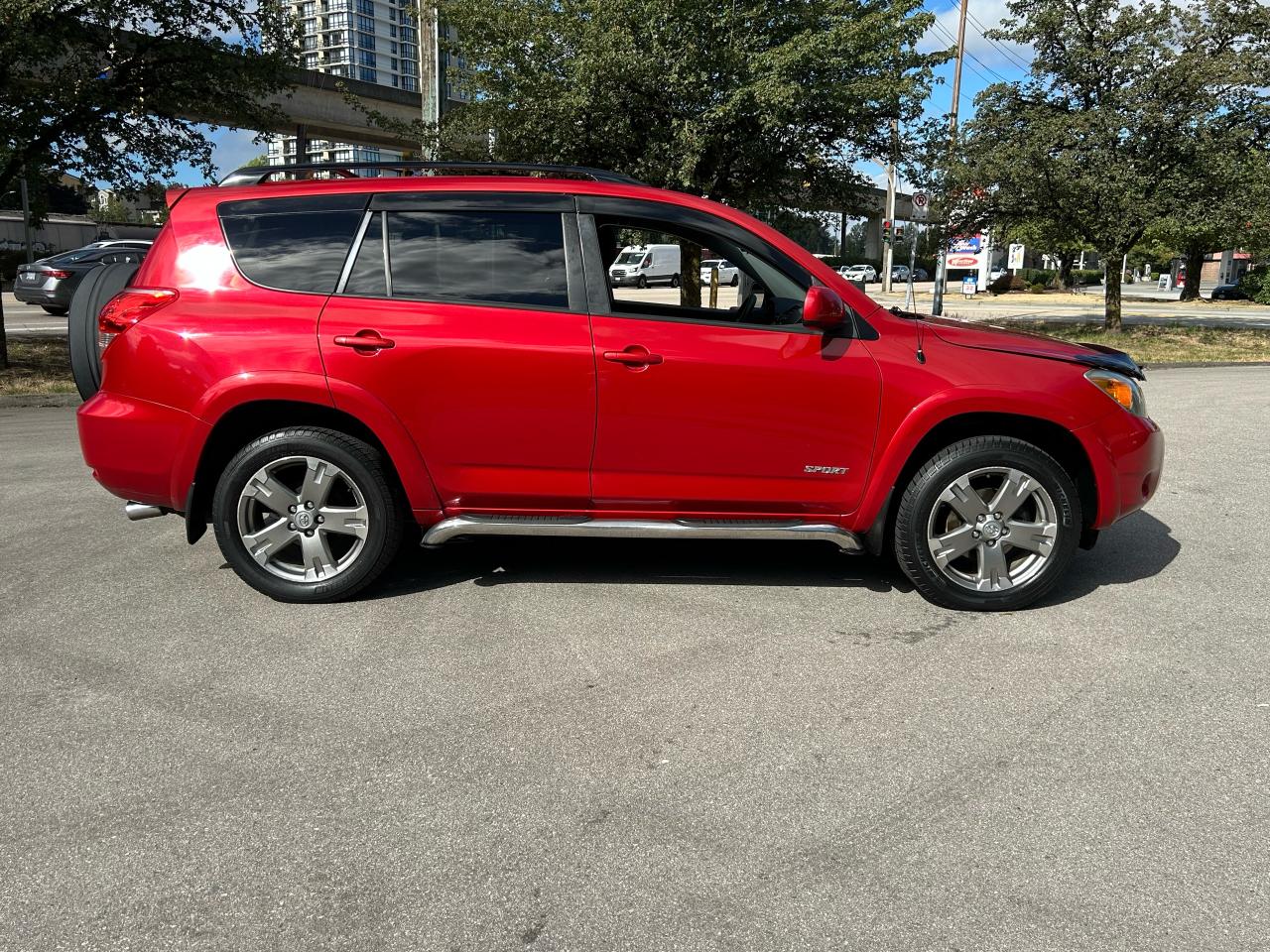 2008 Toyota RAV4 Sport - Photo #5