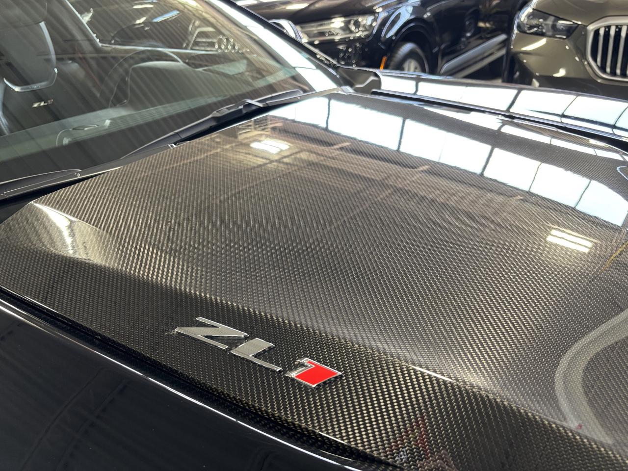 2019 Chevrolet Camaro ZL1|COUPE|LT4SUPERCHARGED|CARBONHOOD|BREMBO|HUD|++ - Photo #4