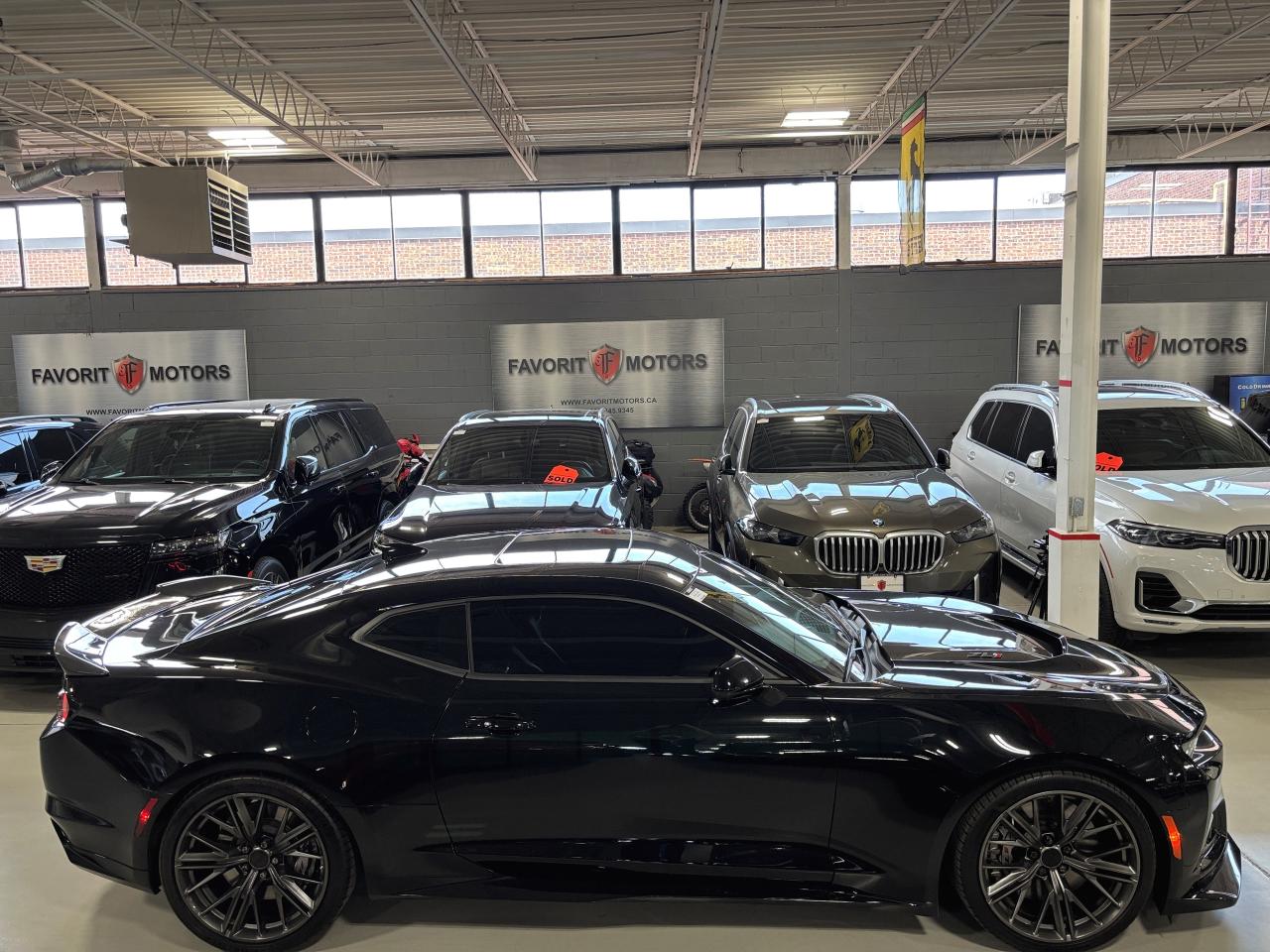 2019 Chevrolet Camaro ZL1|COUPE|LT4SUPERCHARGED|CARBONHOOD|BREMBO|HUD|++ - Photo #6