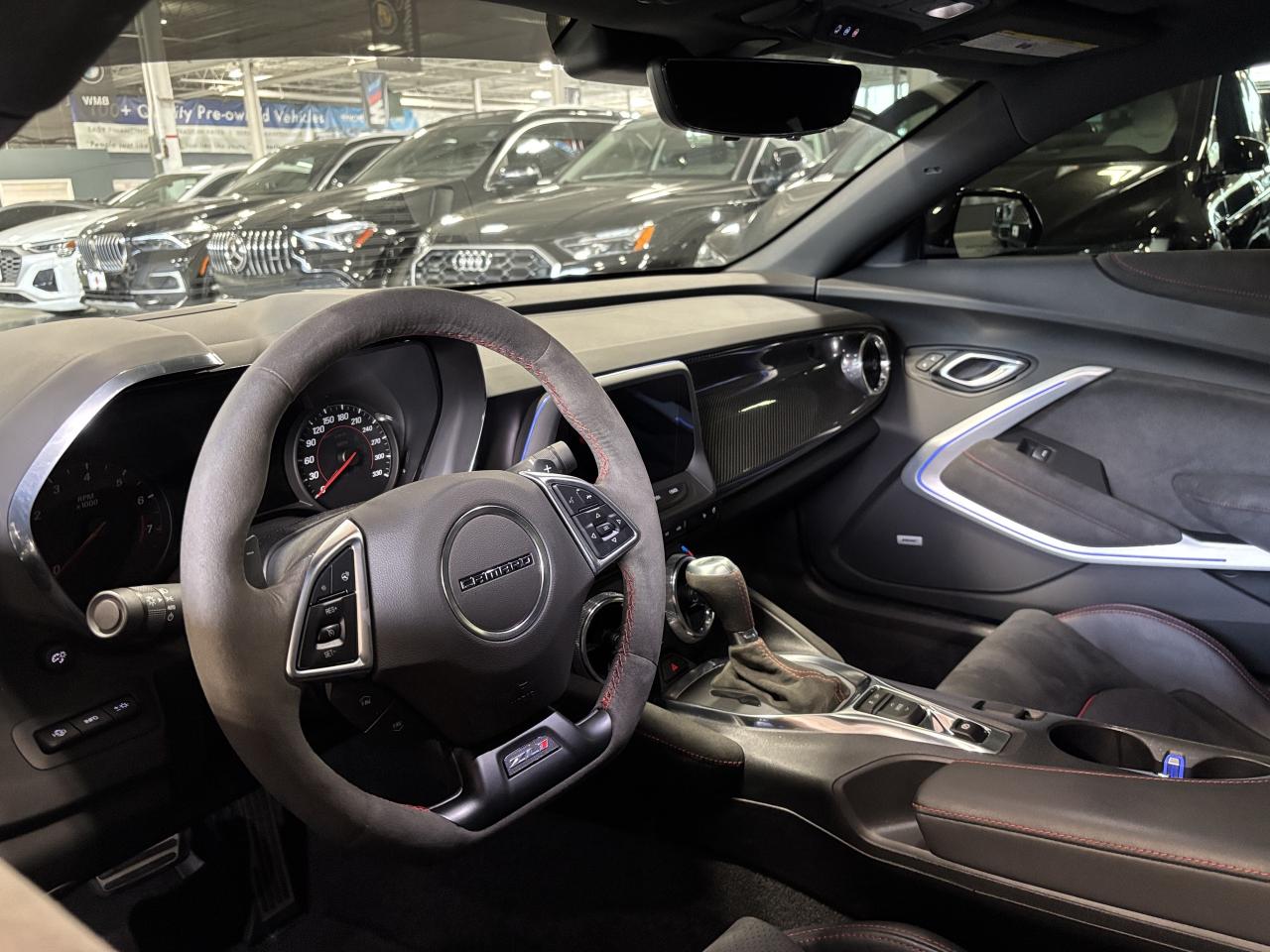 2019 Chevrolet Camaro ZL1|COUPE|LT4SUPERCHARGED|CARBONHOOD|BREMBO|HUD|++ - Photo #13