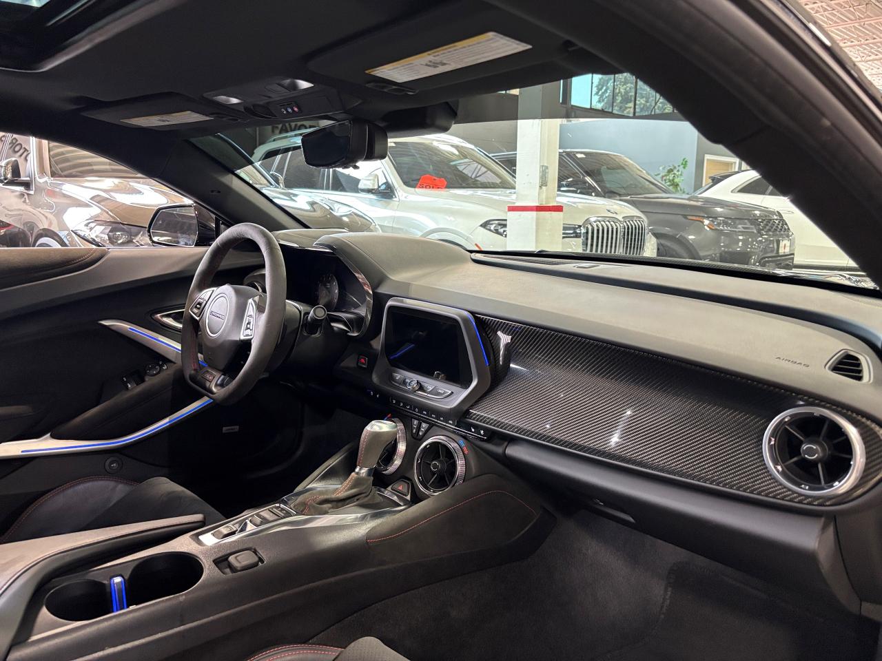 2019 Chevrolet Camaro ZL1|COUPE|LT4SUPERCHARGED|CARBONHOOD|BREMBO|HUD|++ - Photo #20