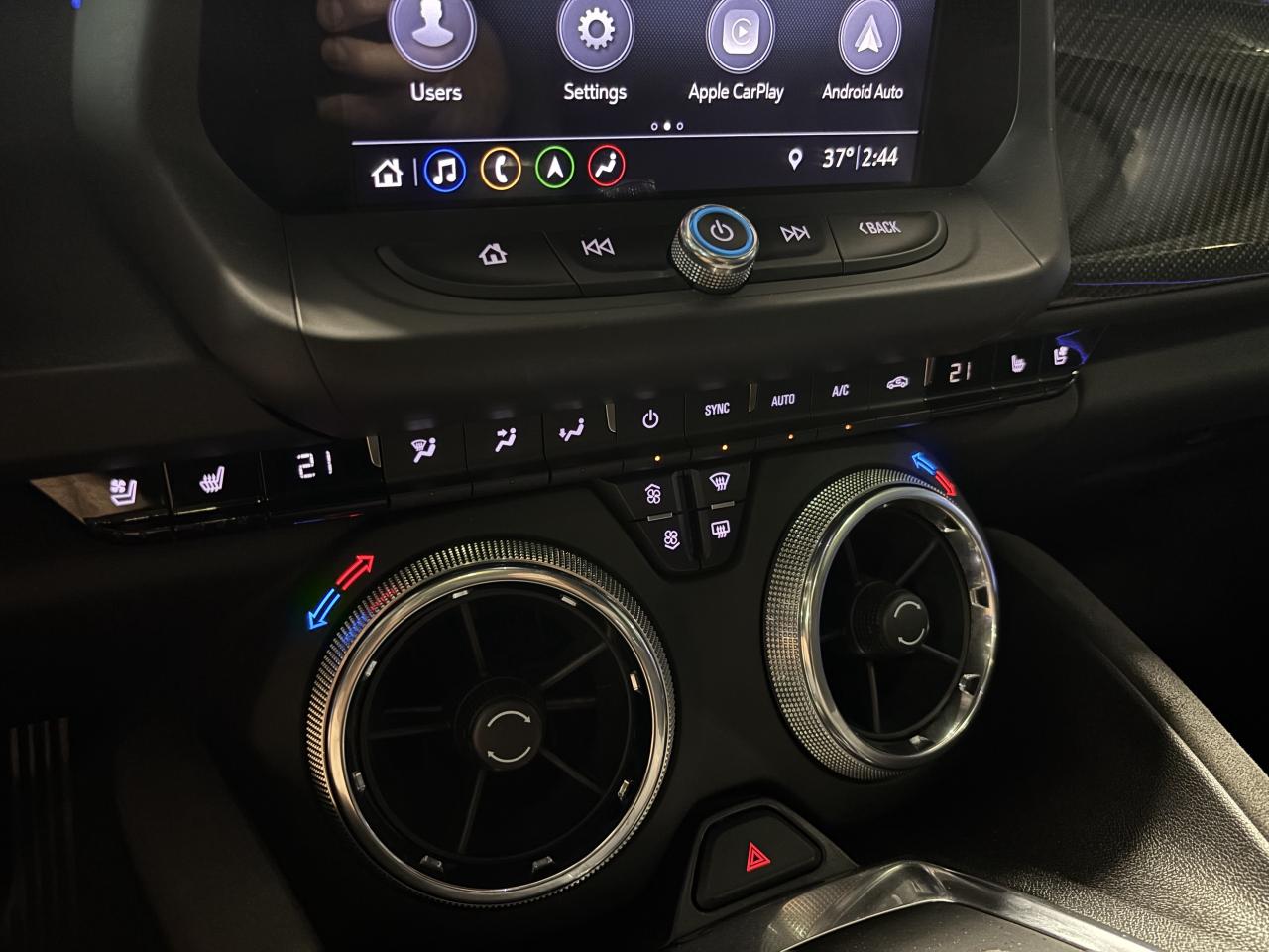 2019 Chevrolet Camaro ZL1|COUPE|LT4SUPERCHARGED|CARBONHOOD|BREMBO|HUD|++ - Photo #41