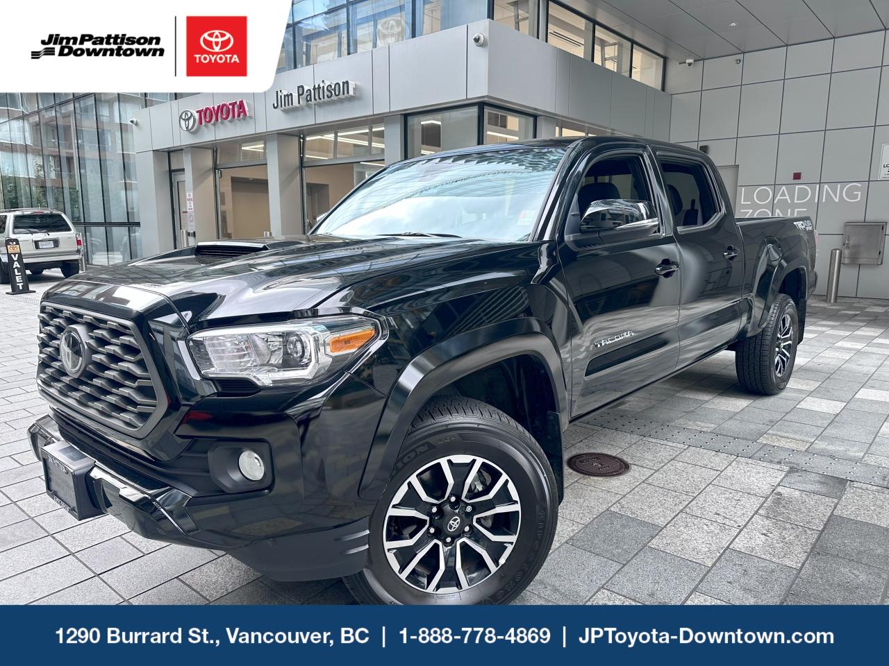 Used 2023 Toyota Tacoma TRD SPORT / LOCAL / 1 OWNER / NO ACCIDENTS for sale in Vancouver, BC
