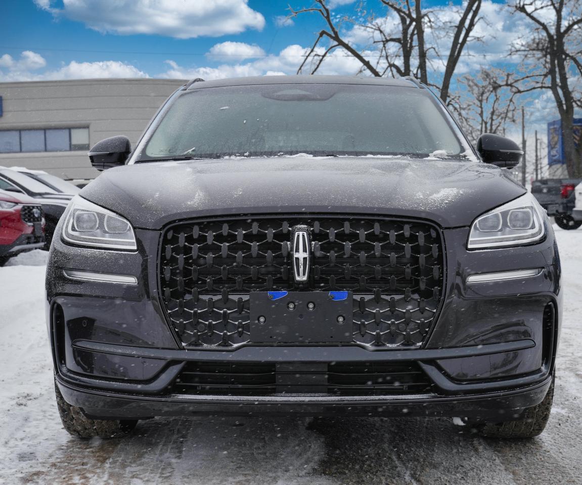 2023 Lincoln Corsair RESERVE MODEL | BLACK PKG | PANO ROOF | LEATHER | Photo
